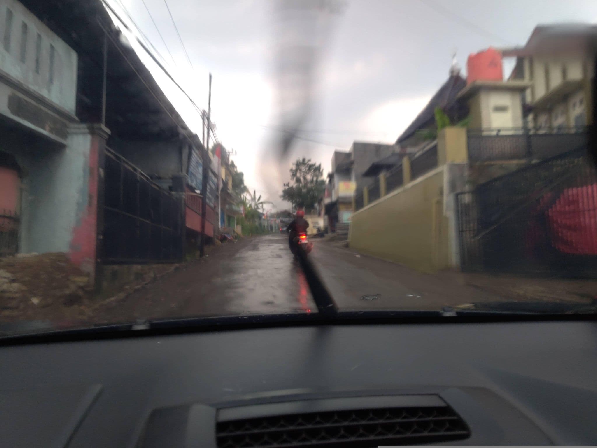 Street view near Villa Imas, Caringin — © FotoPeta (CC BY-SA · Mapillary)