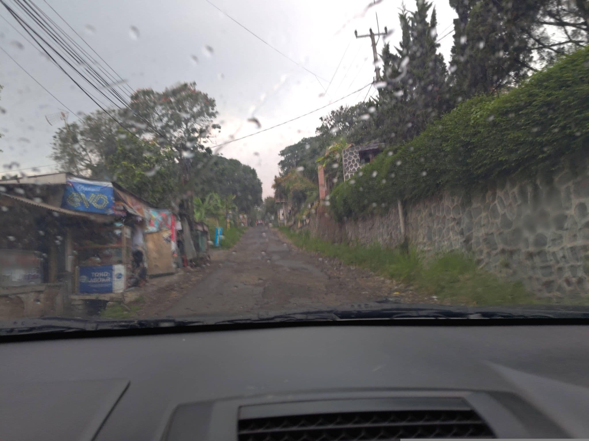 Street view near Villa Marwah, (adlin), Caringin — © FotoPeta (CC BY-SA · Mapillary)
