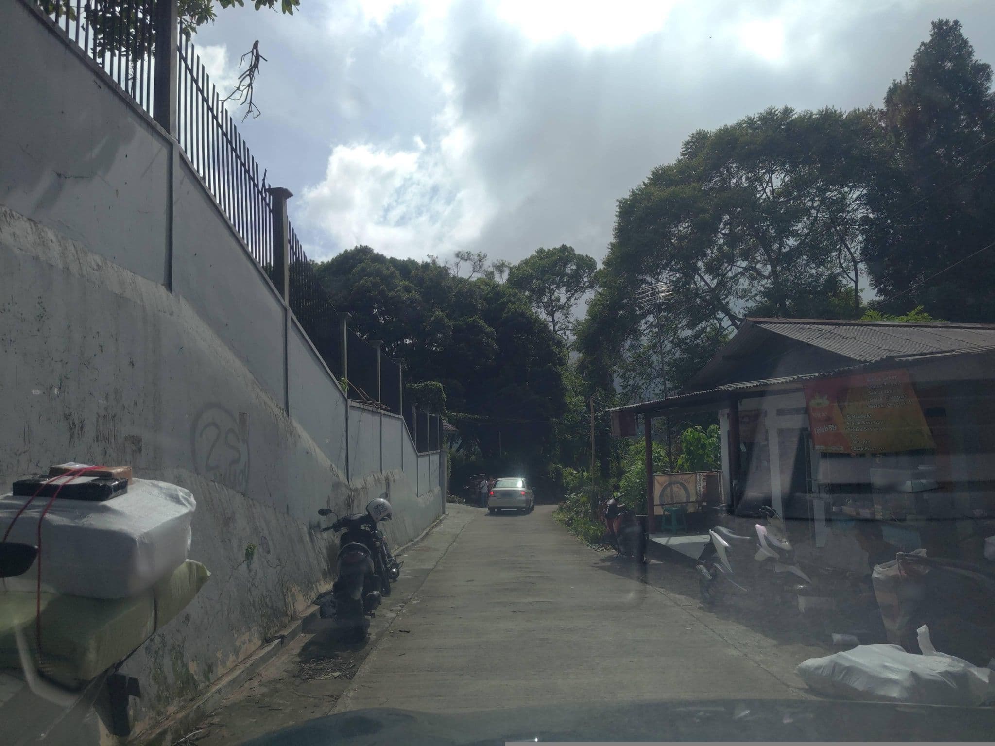 Street view near Tango 1, Alfa Resort, Caringin — © FotoPeta (CC BY-SA · Mapillary)