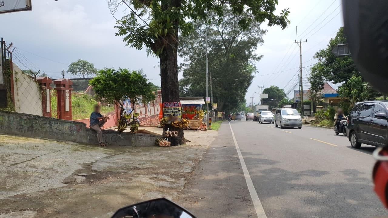 Street view near ZEN Rooms Cibogo Megamendung Puncak, Caringin — © smaart (CC BY-SA · Mapillary)