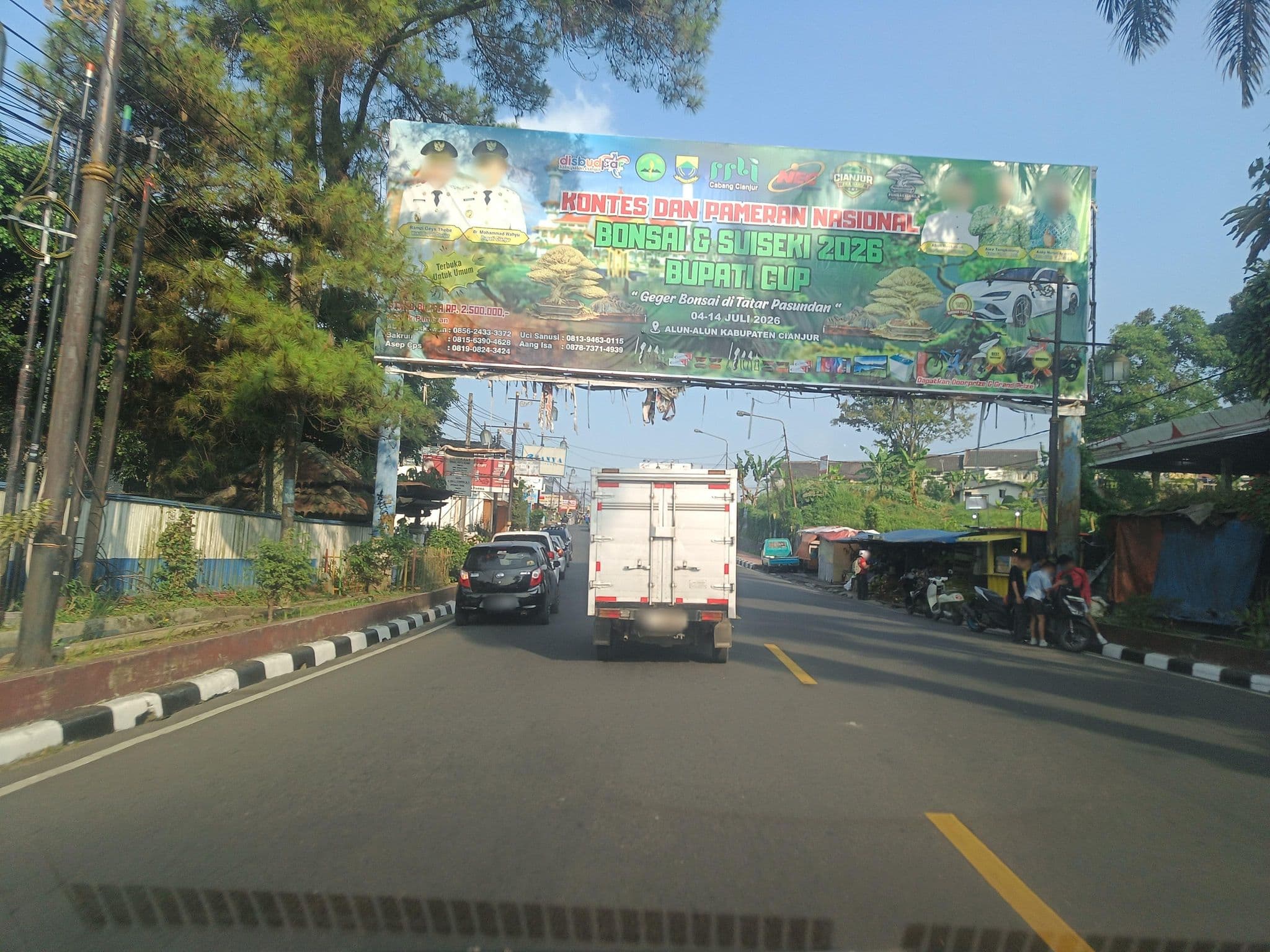 Street view near Hotel Sindanglaya, Cianjur — © hen0ch (CC BY-SA · Mapillary)
