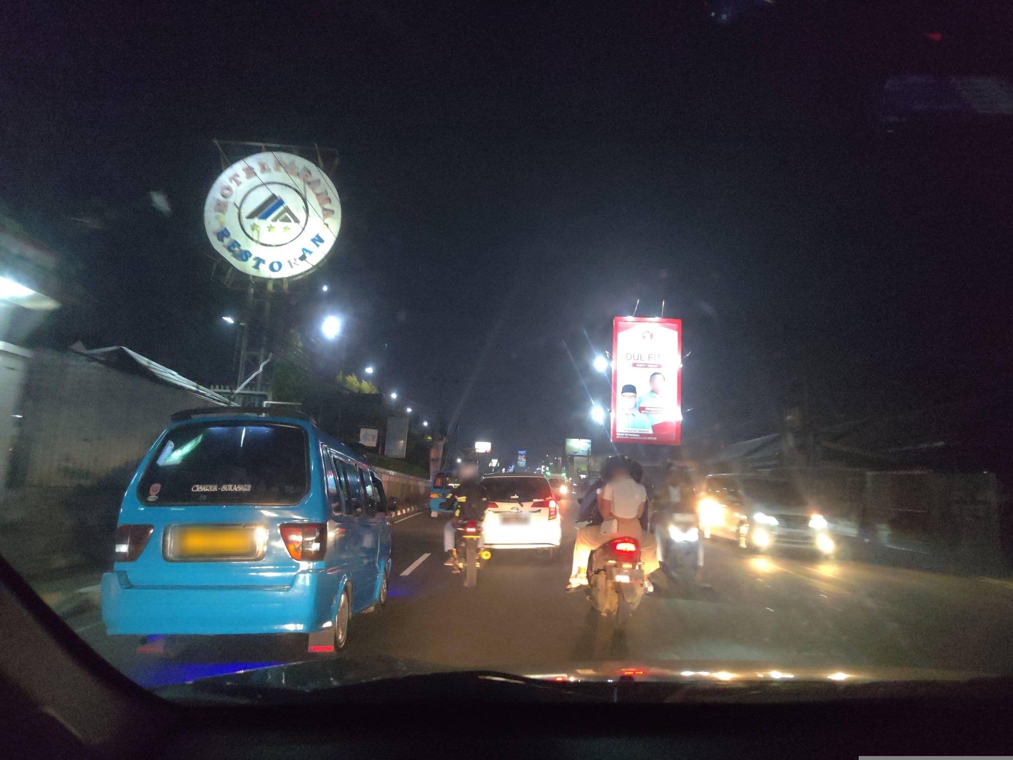 Street view near Meeting Room, Hotel Parama, Caringin — © FotoPeta (CC BY-SA · Mapillary)