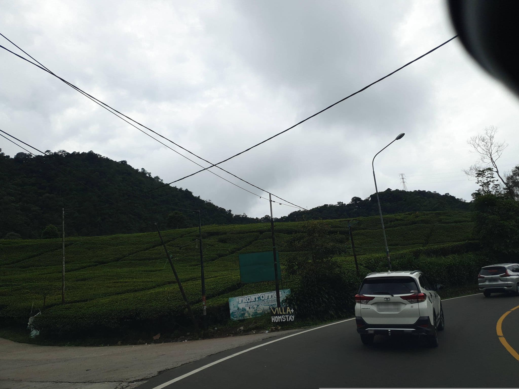 Street view near Hotel LTC Villa Lotus Cipanas, Caringin — © Kaart_Local (CC BY-SA · Mapillary)