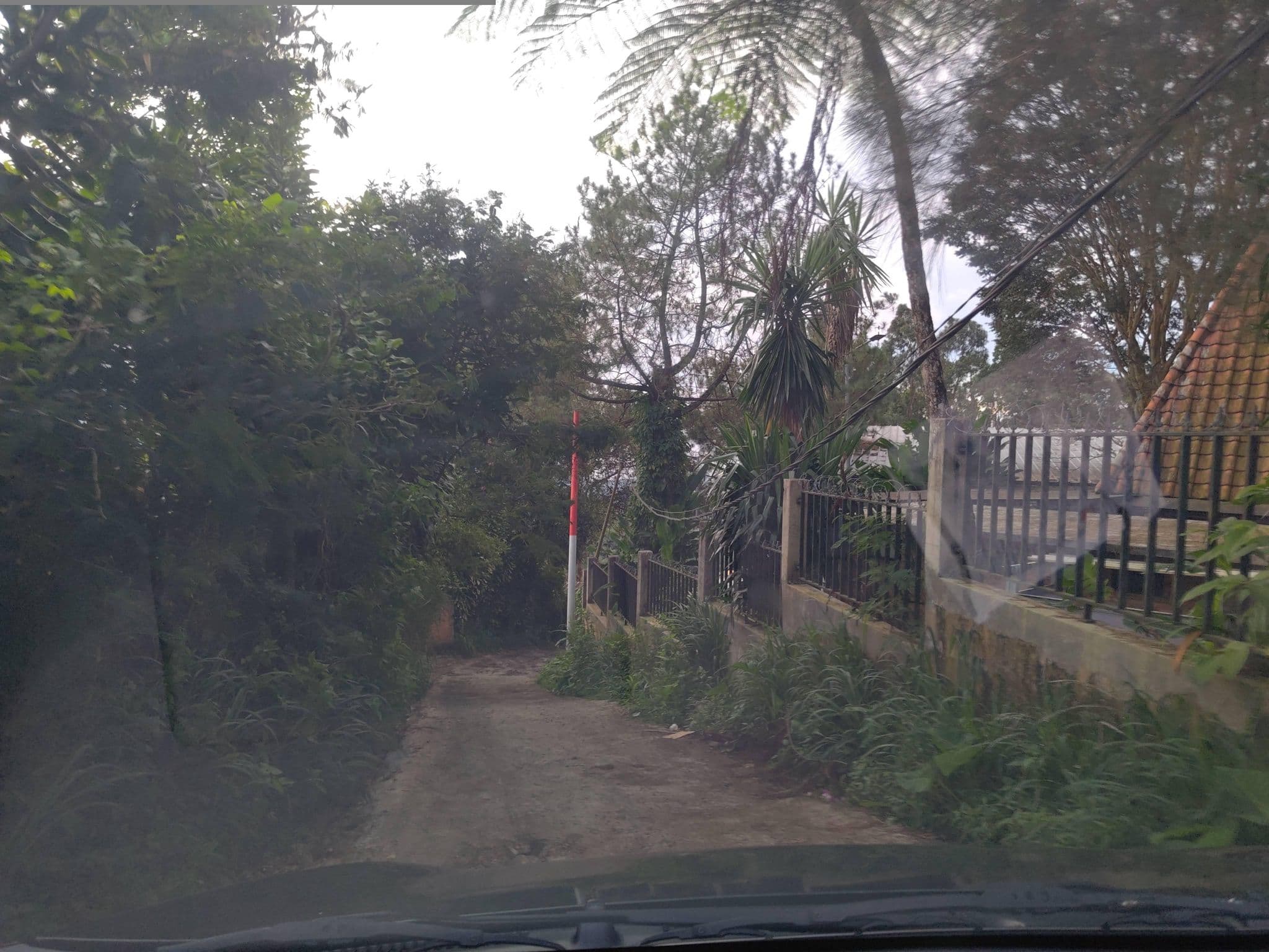 Street view near Pondok Sekar, Caringin — © FotoPeta (CC BY-SA · Mapillary)