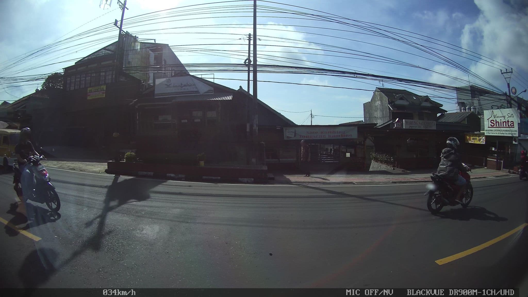 Street view near Palace Hotel cipanas, Cianjur — © kaart_2 (CC BY-SA · Mapillary)