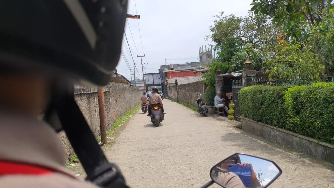 Street view near Hotel ciliwung, Caringin — © smaart (CC BY-SA · Mapillary)