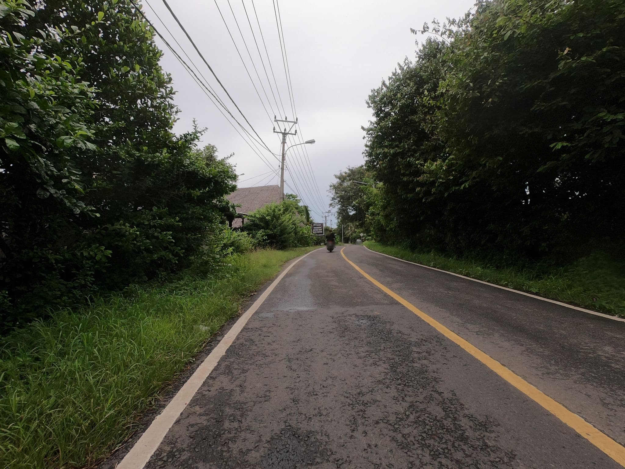 Street view near Bunar Tunggal Villa n Resto, Labuan — © hannurahosea (CC BY-SA · Mapillary)