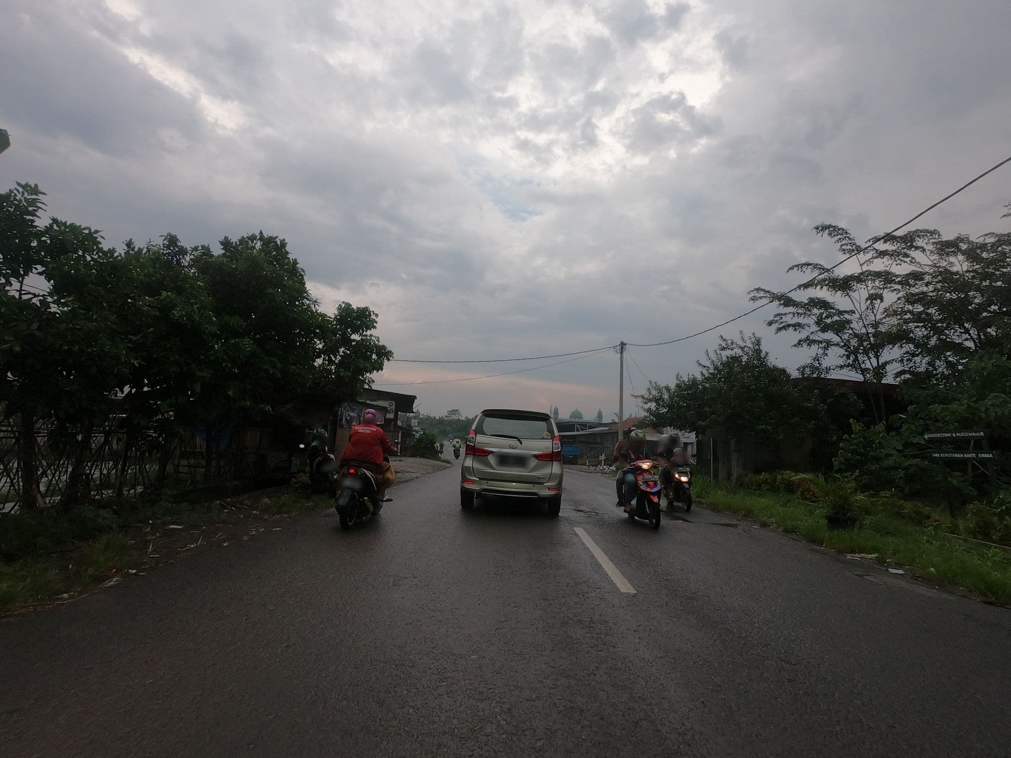Street view near HI, Bogor — © hannurahosea (CC BY-SA · Mapillary)