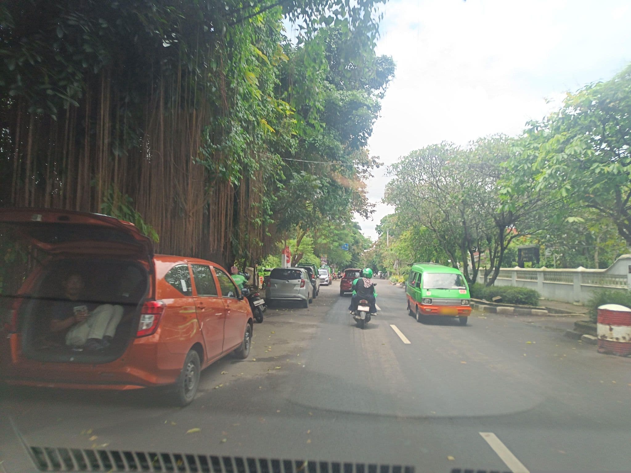 Street view near Room 405 Sahira Suite, Bogor — © hen0ch (CC BY-SA · Mapillary)