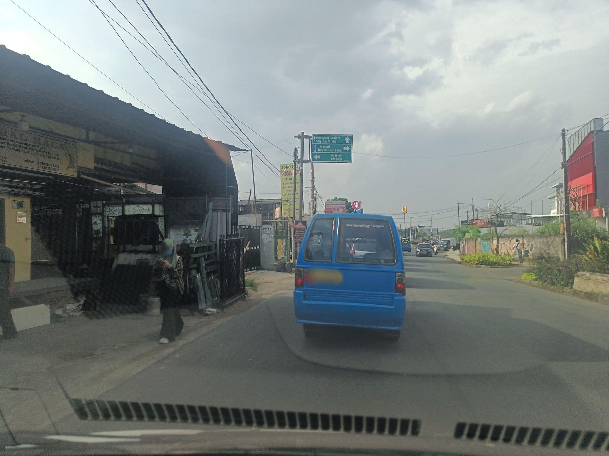 Street view near Room M09, Hotel Purnama, Bogor — © hen0ch (CC BY-SA · Mapillary)