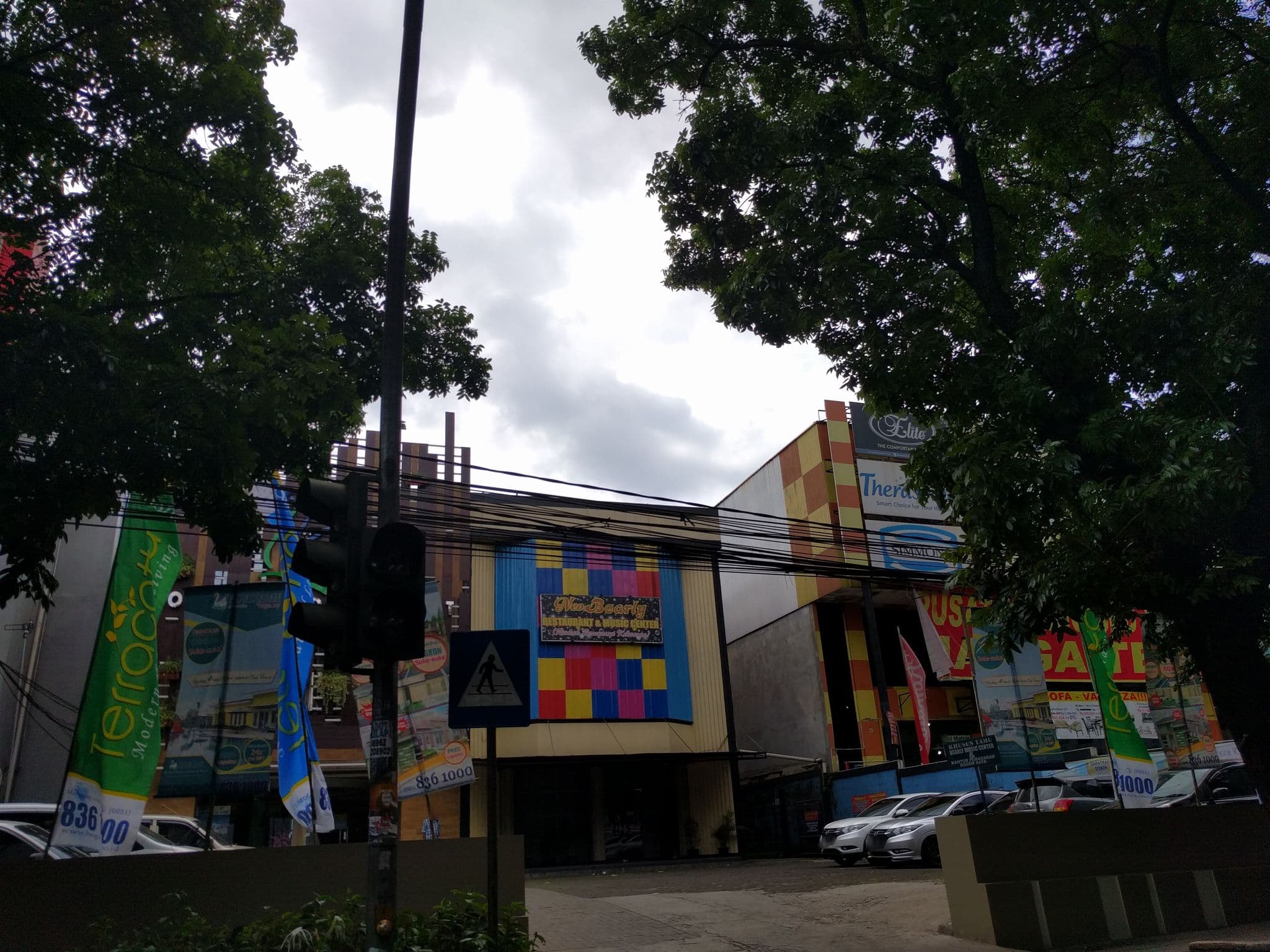 Street view near Lobby Hotel Pakuan, Bogor — © tfachrina (CC BY-SA · Mapillary)