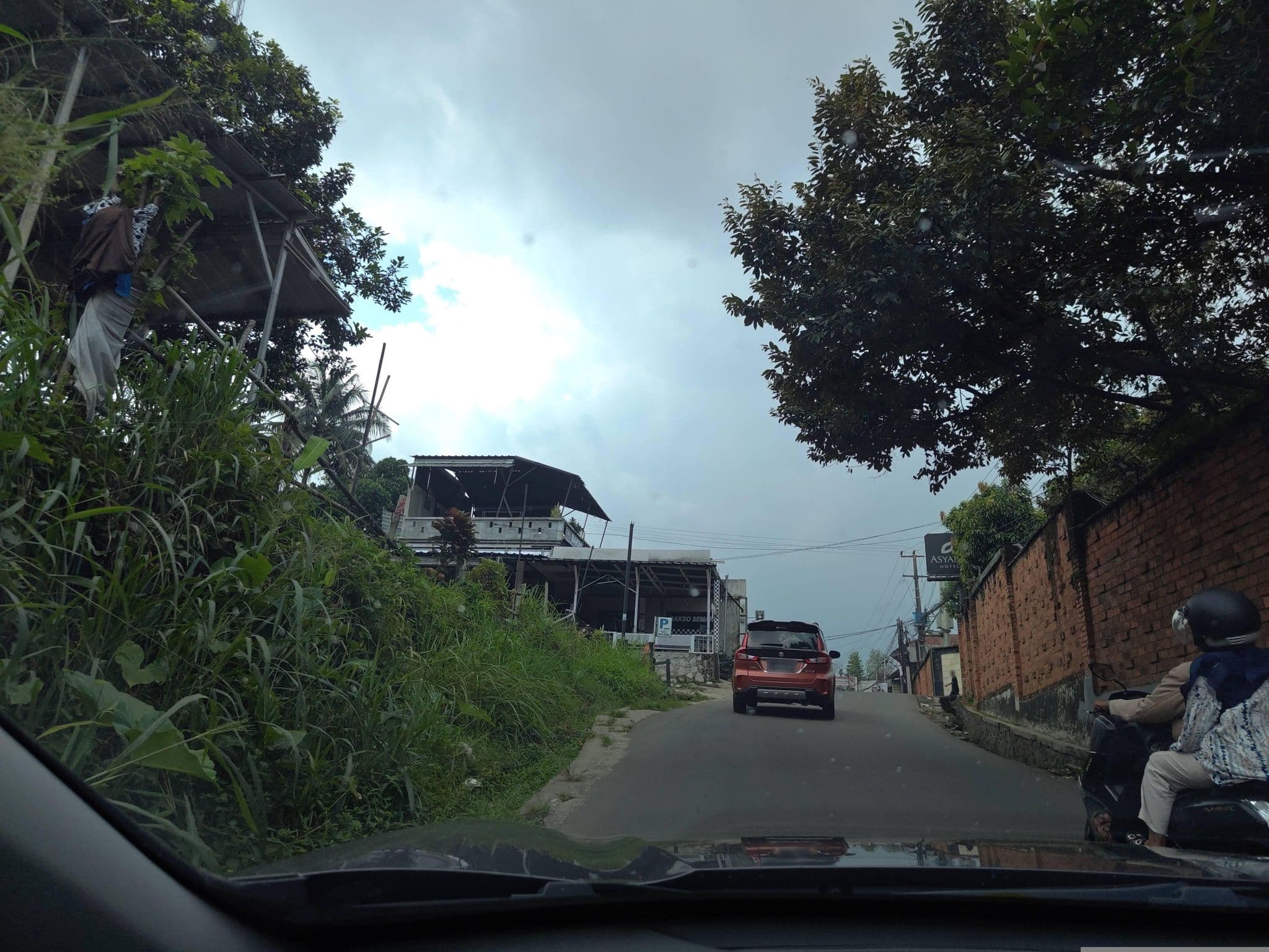 Street view near Mice Bumi Cikeas Sentul Bogor, Bogor — © FotoPeta (CC BY-SA · Mapillary)