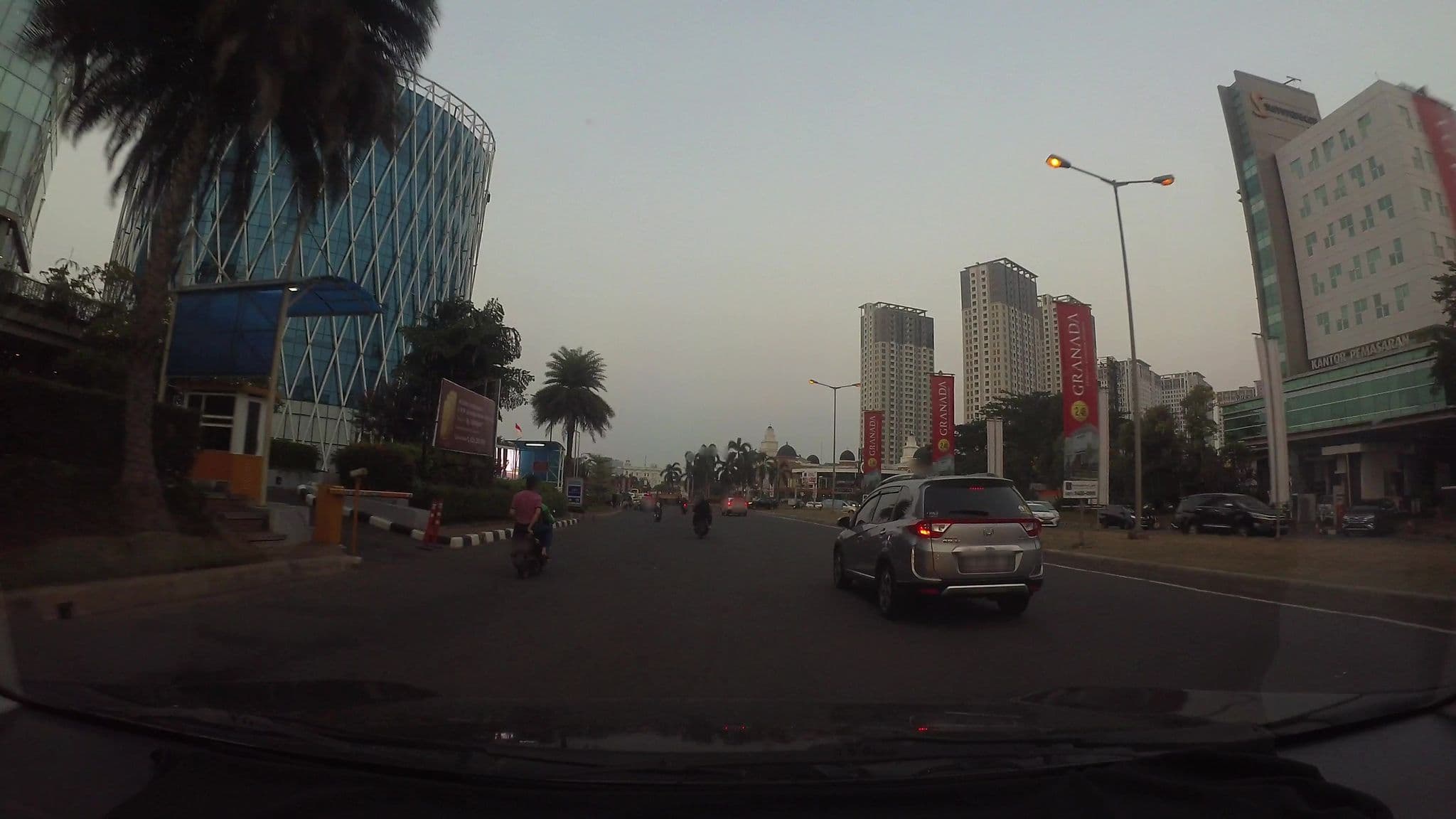 Street view near 5th floor aston paramount, Tangerang — © kaart_3 (CC BY-SA · Mapillary)