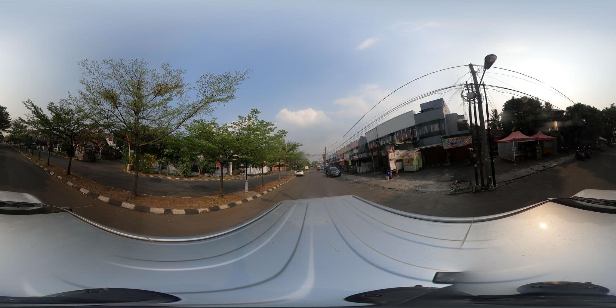 Street view near Sarangnya bebek, Ciputat — © kaart5 (CC BY-SA · Mapillary)
