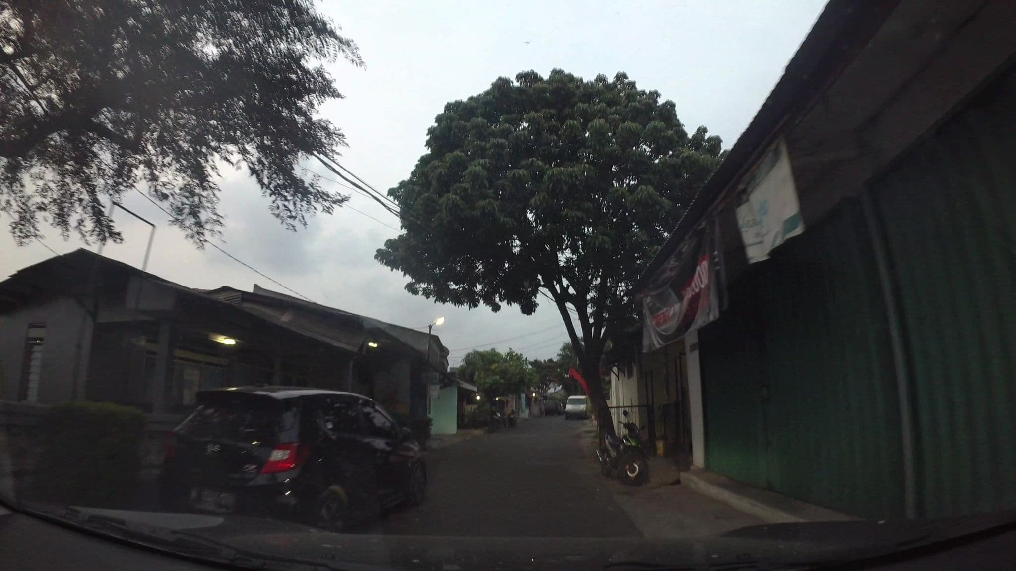 Street view near Yasmin Hotel, Tangerang — © kaart_2 (CC BY-SA · Mapillary)
