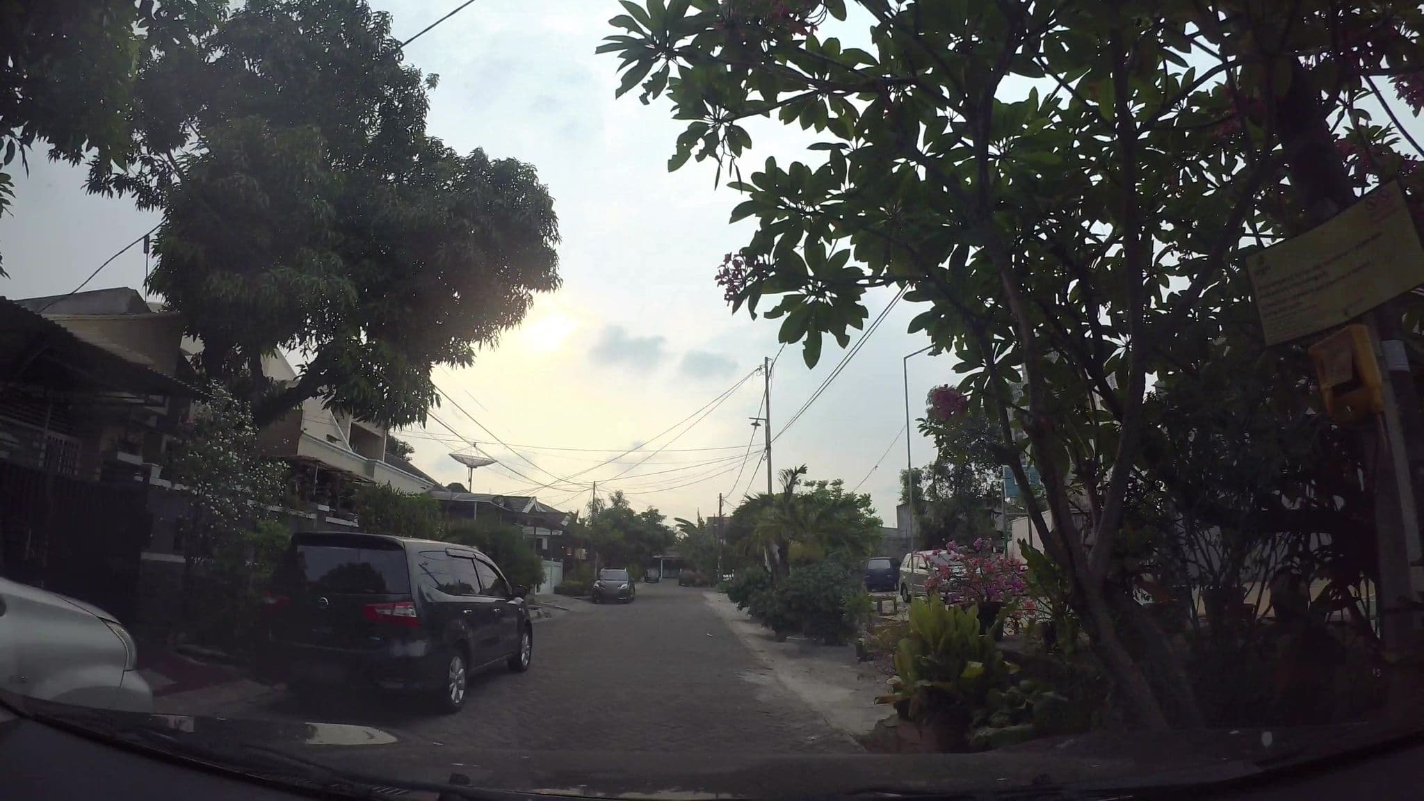Street view near Jesjes Land, Tangerang — © kaart_2 (CC BY-SA · Mapillary)