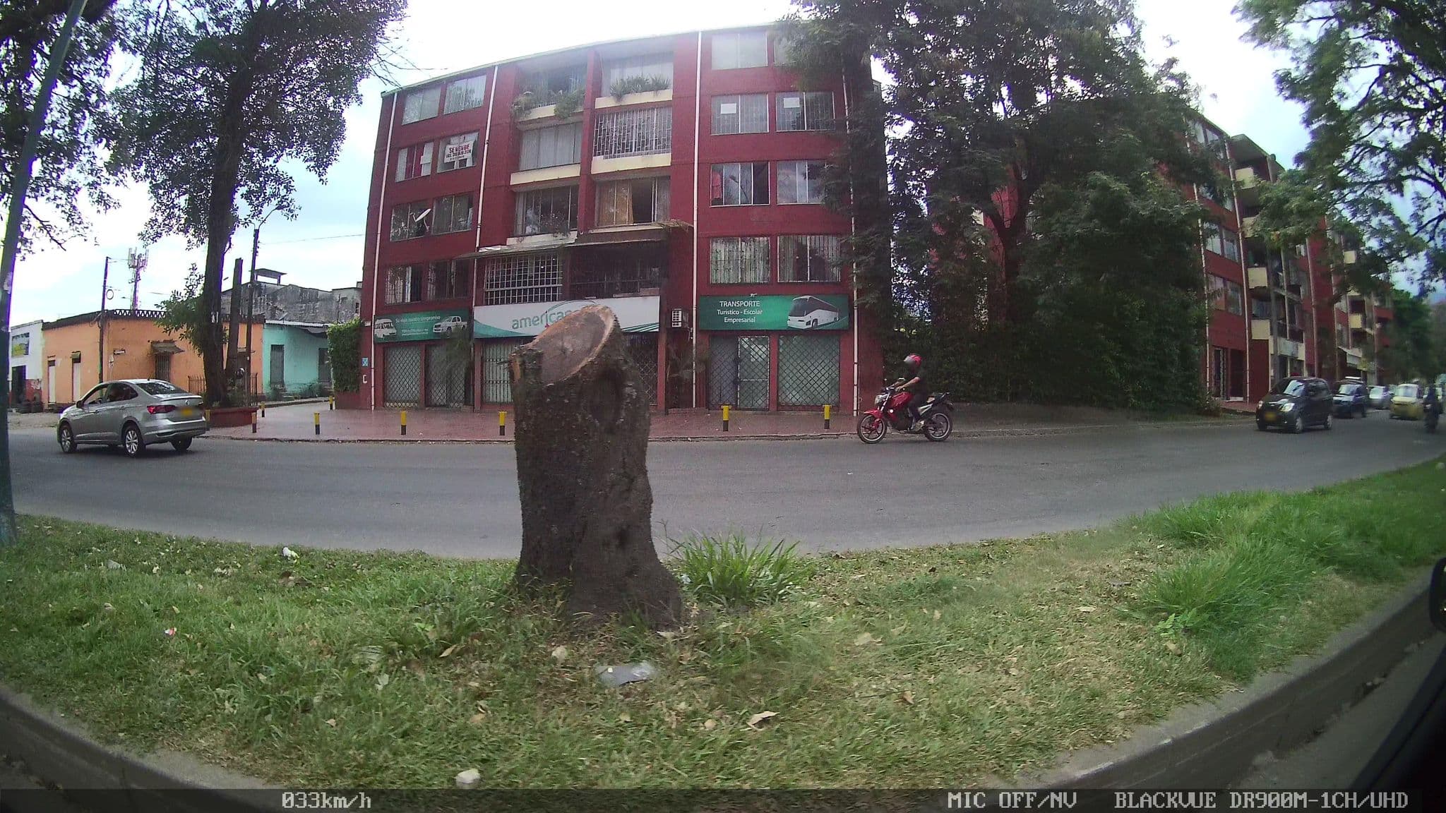 Street view near Conj. Residencial Llano Hermoso, Villavicencio — © kaart_4 (CC BY-SA · Mapillary)