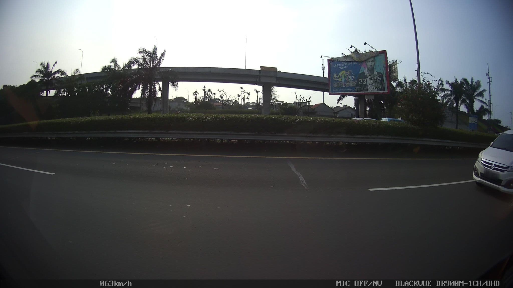 Street view near Mess J Hotel Jakarta, Teluknaga — © kaart_2 (CC BY-SA · Mapillary)