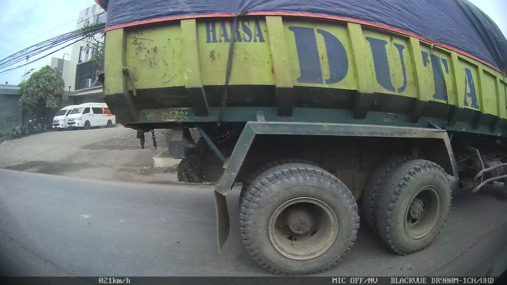 Street view near Jhotel, Teluknaga — © kaart_2 (CC BY-SA · Mapillary)