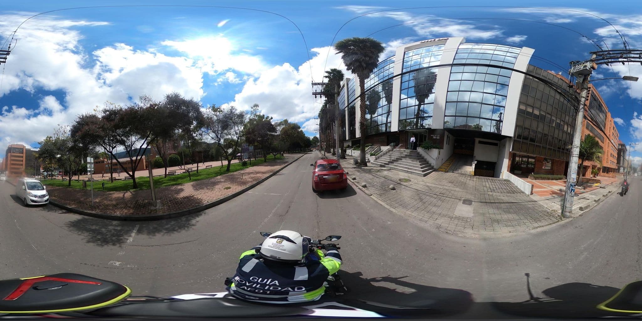 Street view near Hoteles Bogota, Barrio San Luis — © cgalindop (CC BY-SA · Mapillary)
