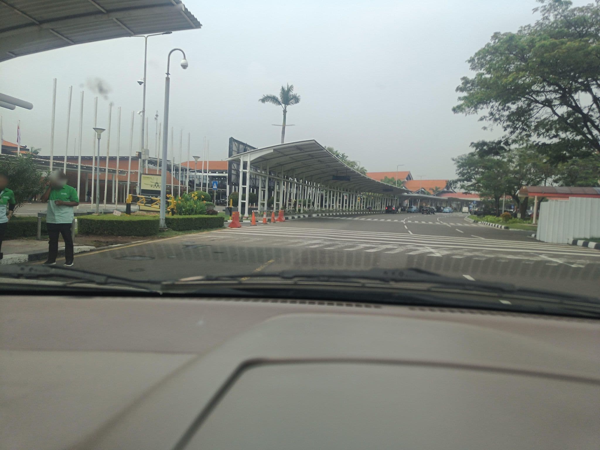 Street view near Hotel Ri Va Vi, Teluknaga — © hen0ch (CC BY-SA · Mapillary)