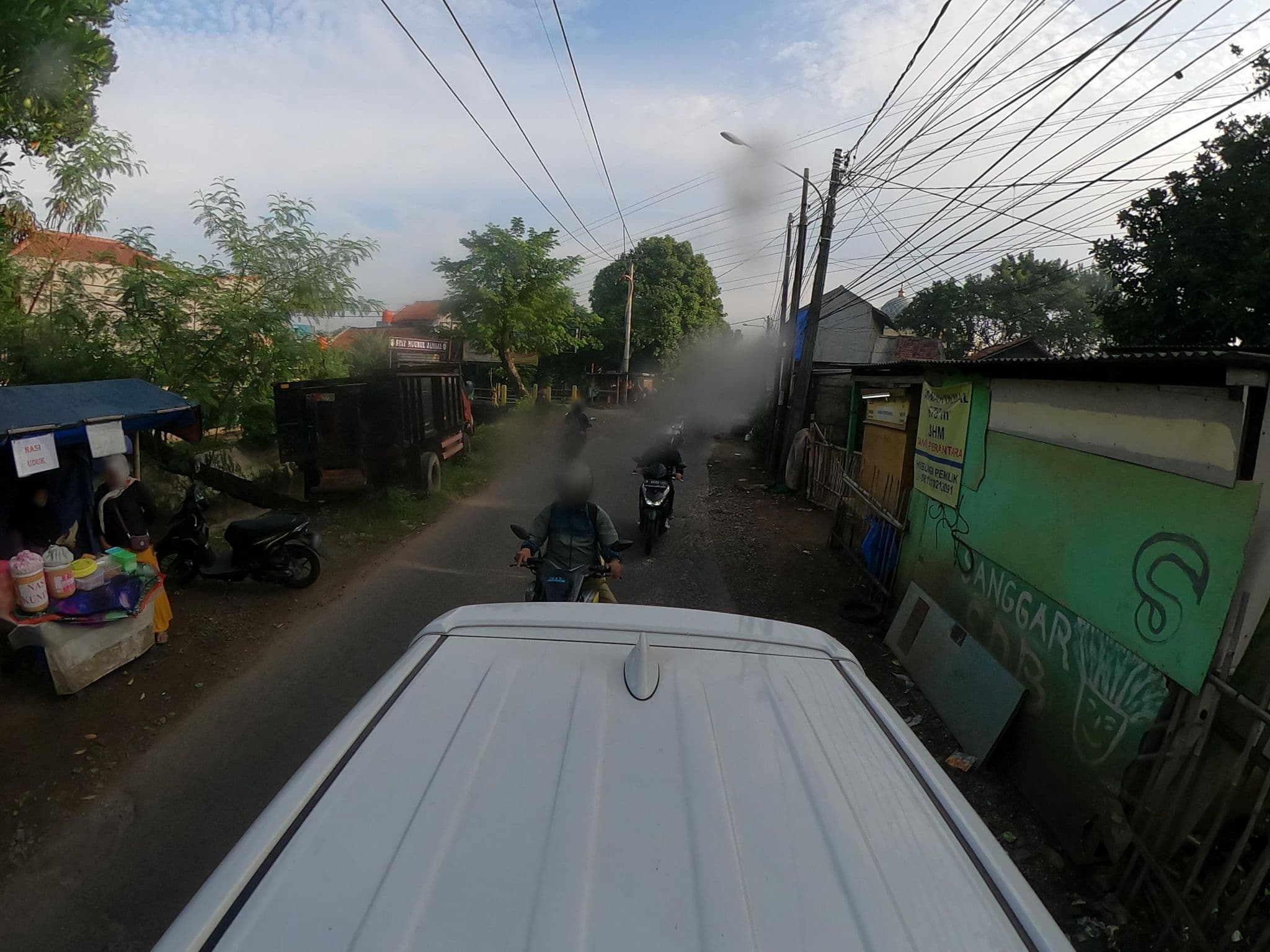 Street view near Nathan's Resort, Depok — © kaart_360 (CC BY-SA · Mapillary)