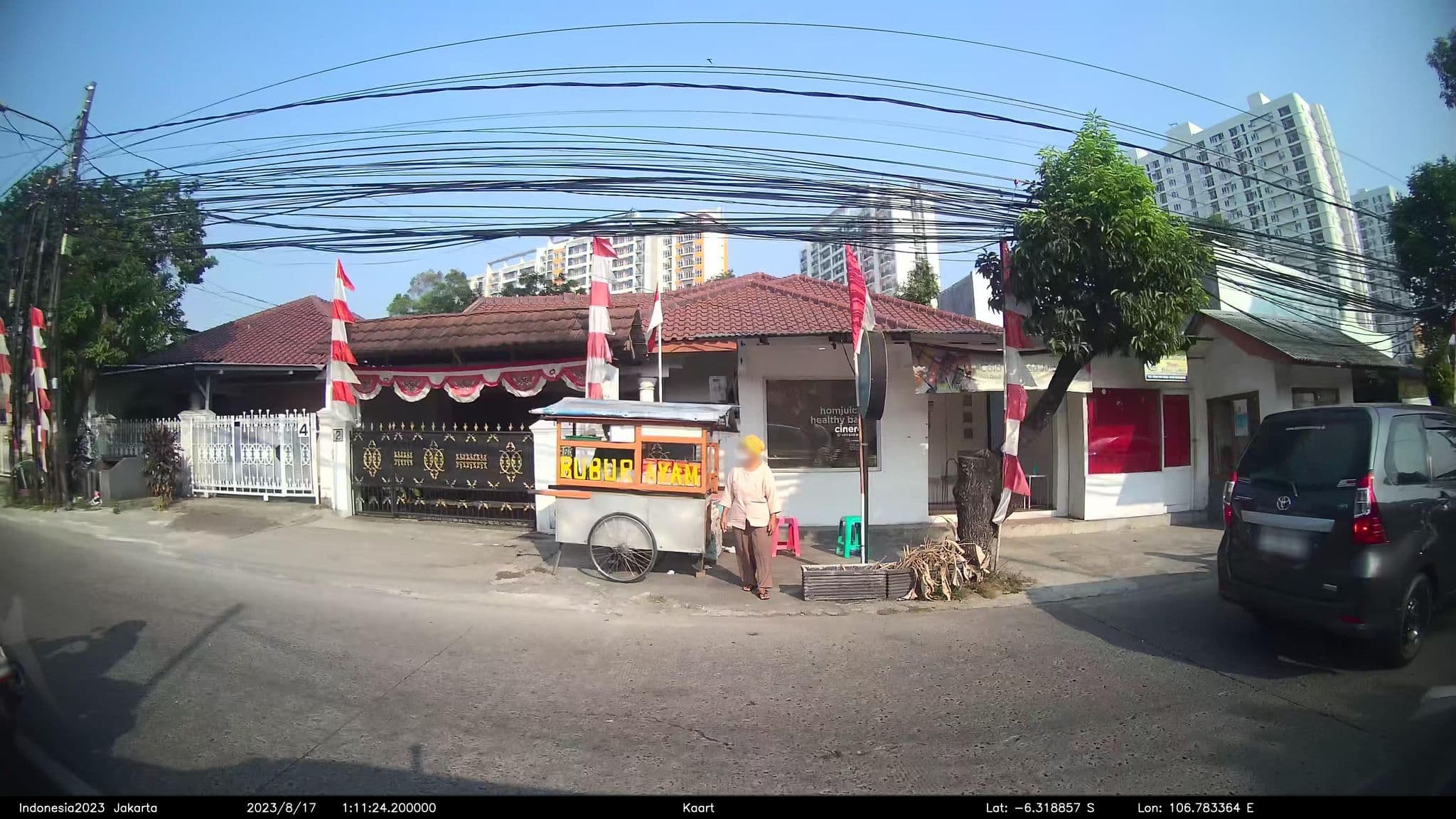 Street view near Hotel Vanda Gardenia, Pamulang — © kaart_2 (CC BY-SA · Mapillary)