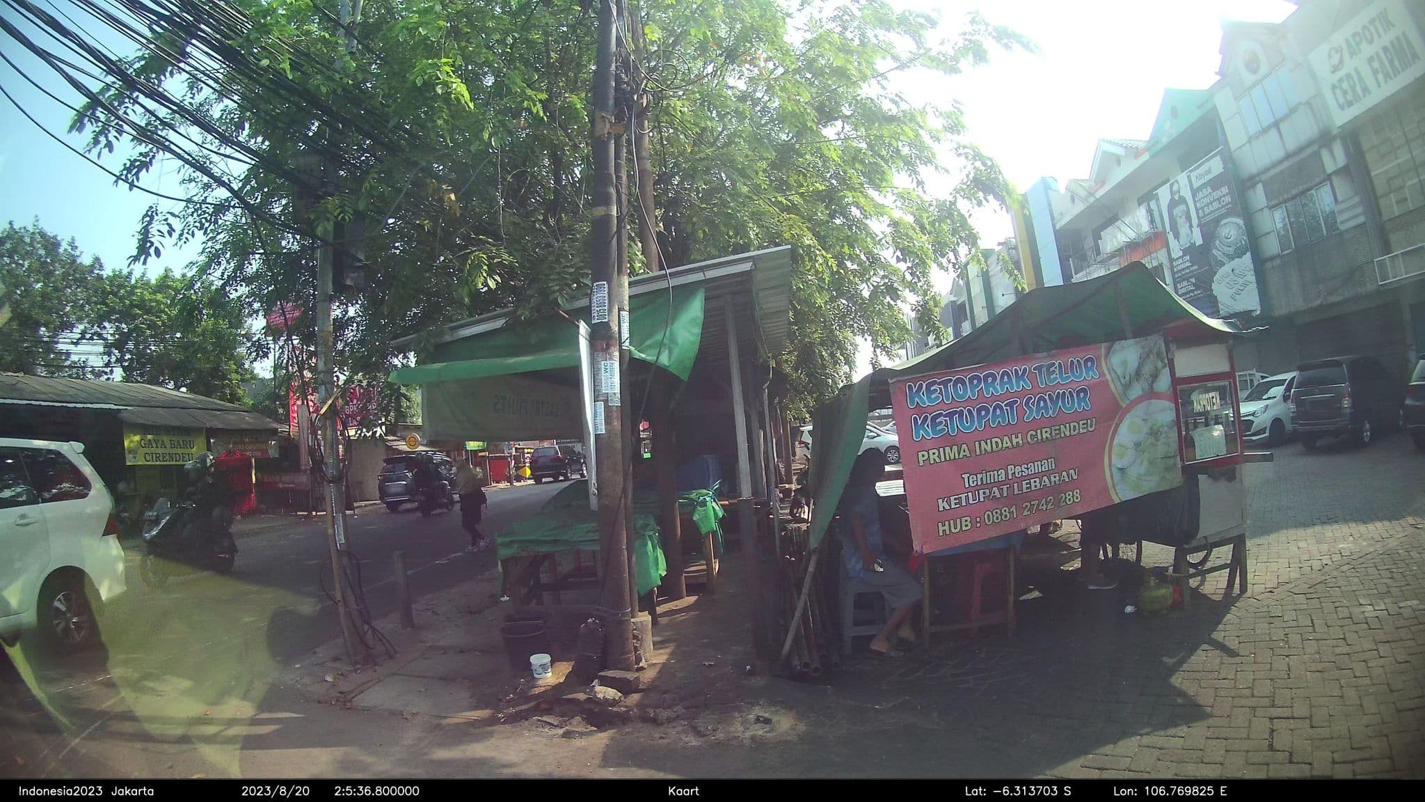 Street view near SYAHIDAN Inn, Pamulang — © kaart_2 (CC BY-SA · Mapillary)
