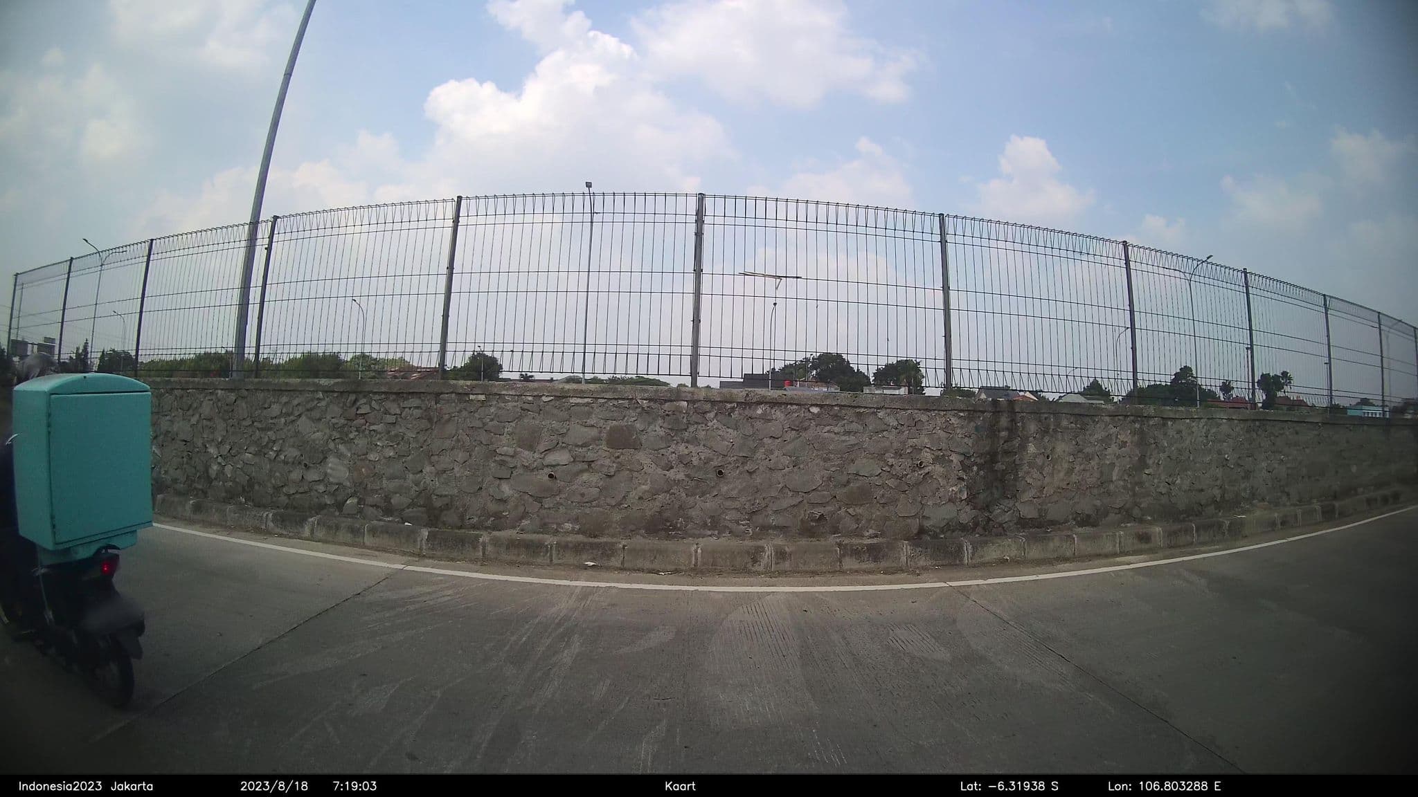 Street view near Quay Grand Suites Sydney, Pamulang — © kaart_2 (CC BY-SA · Mapillary)
