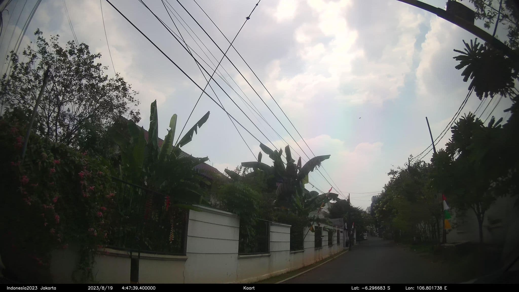 Street view near Grand Hotel Preanger Room 618, Pamulang — © kaart_2 (CC BY-SA · Mapillary)