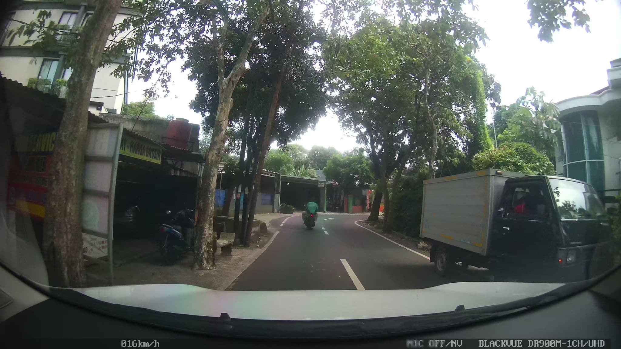 Street view near Park5 Hotel Cilandak, Pamulang — © kaart_2 (CC BY-SA · Mapillary)