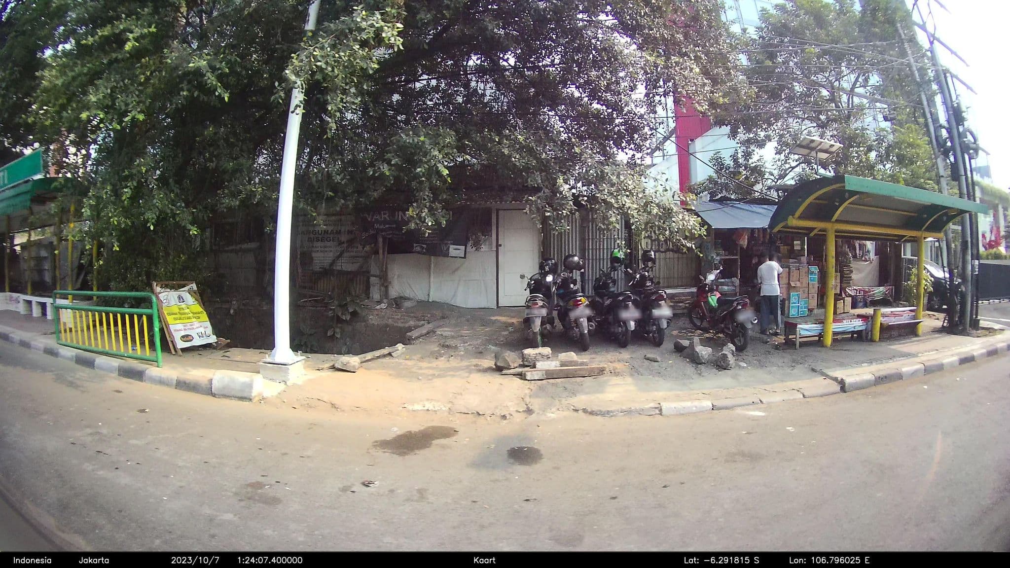 Street view near Ra Suites Simatupang, Pamulang — © kaart_2 (CC BY-SA · Mapillary)