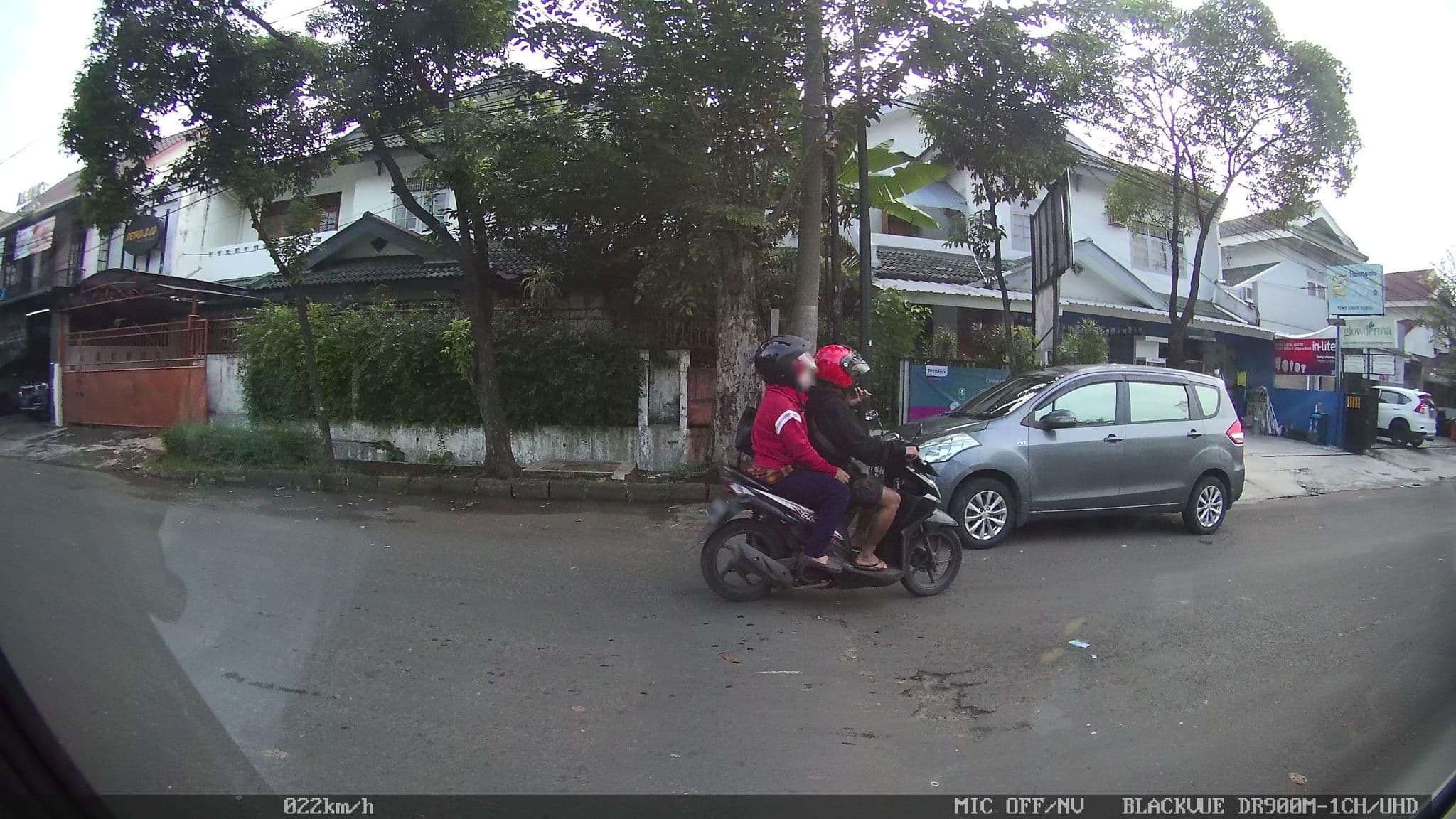 Street view near Hotel grand nanggroe  banda aceh, South Tangerang — © kaart_2 (CC BY-SA · Mapillary)