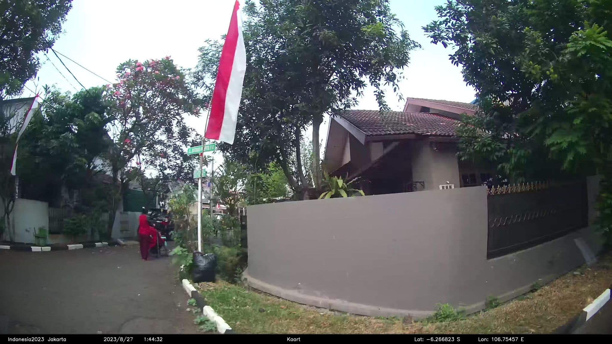 Street view near Omahku, South Tangerang — © kaart_2 (CC BY-SA · Mapillary)