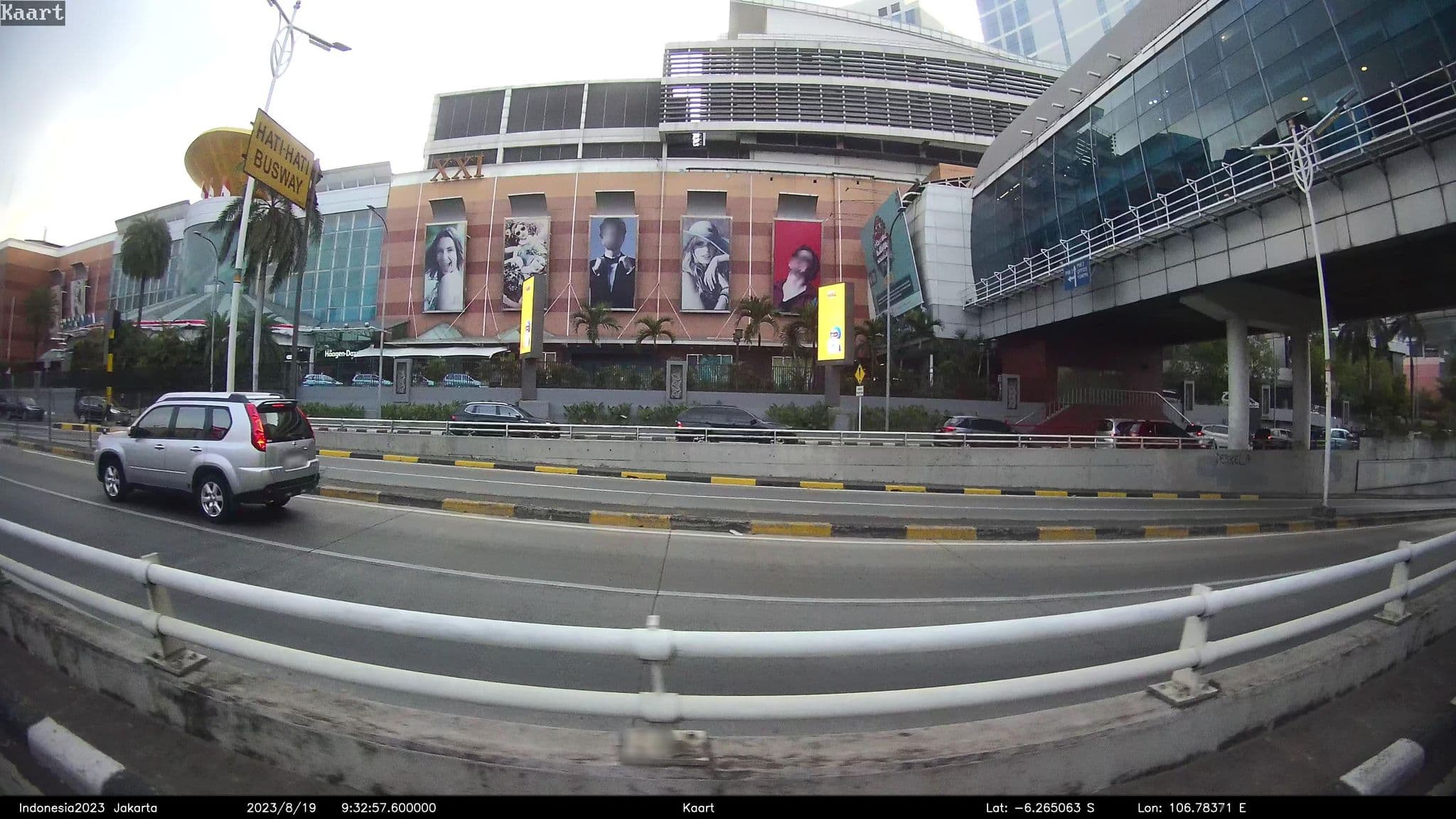 Street view near AW All American Food PIM II, South Tangerang — © kaart5 (CC BY-SA · Mapillary)