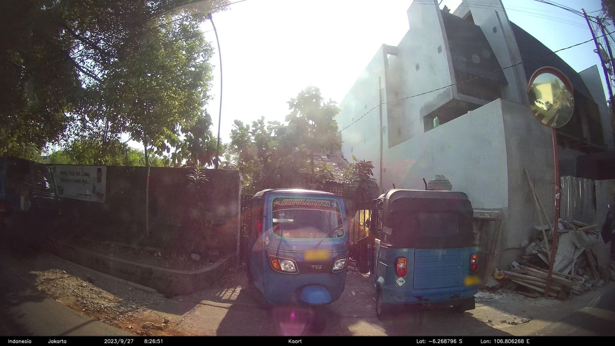 Street view near Amaris hotel  Tebet-Jakarta No.83, Jakarta — © kaart_2 (CC BY-SA · Mapillary)