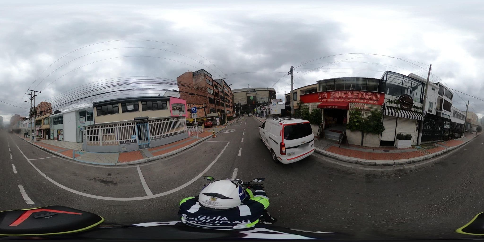 Street view near Urbana hostel, Barrio San Luis — © cgalindop (CC BY-SA · Mapillary)