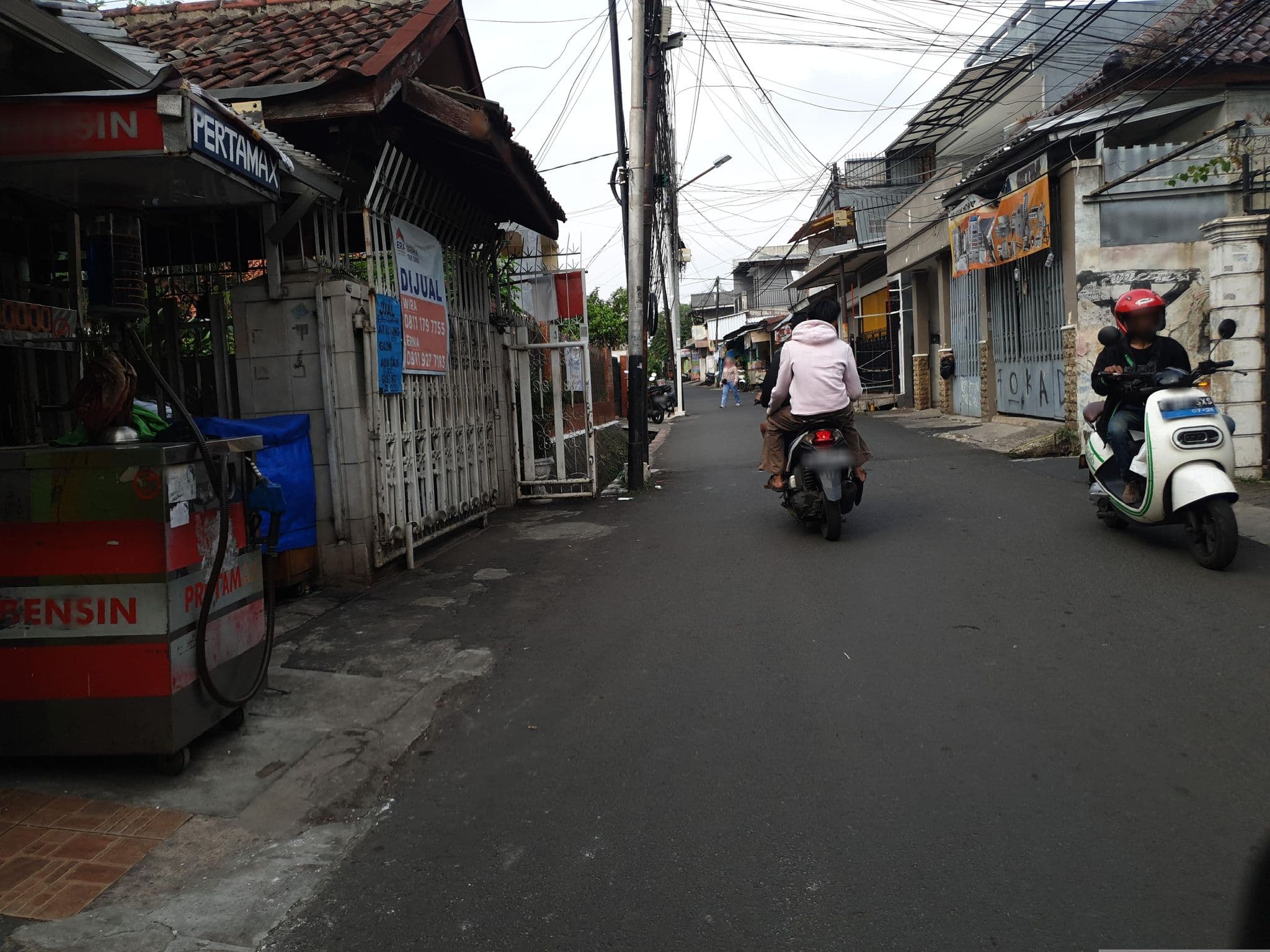 Street view near Gran Melia Room 1121, Jakarta — © Kaart_Local (CC BY-SA · Mapillary)