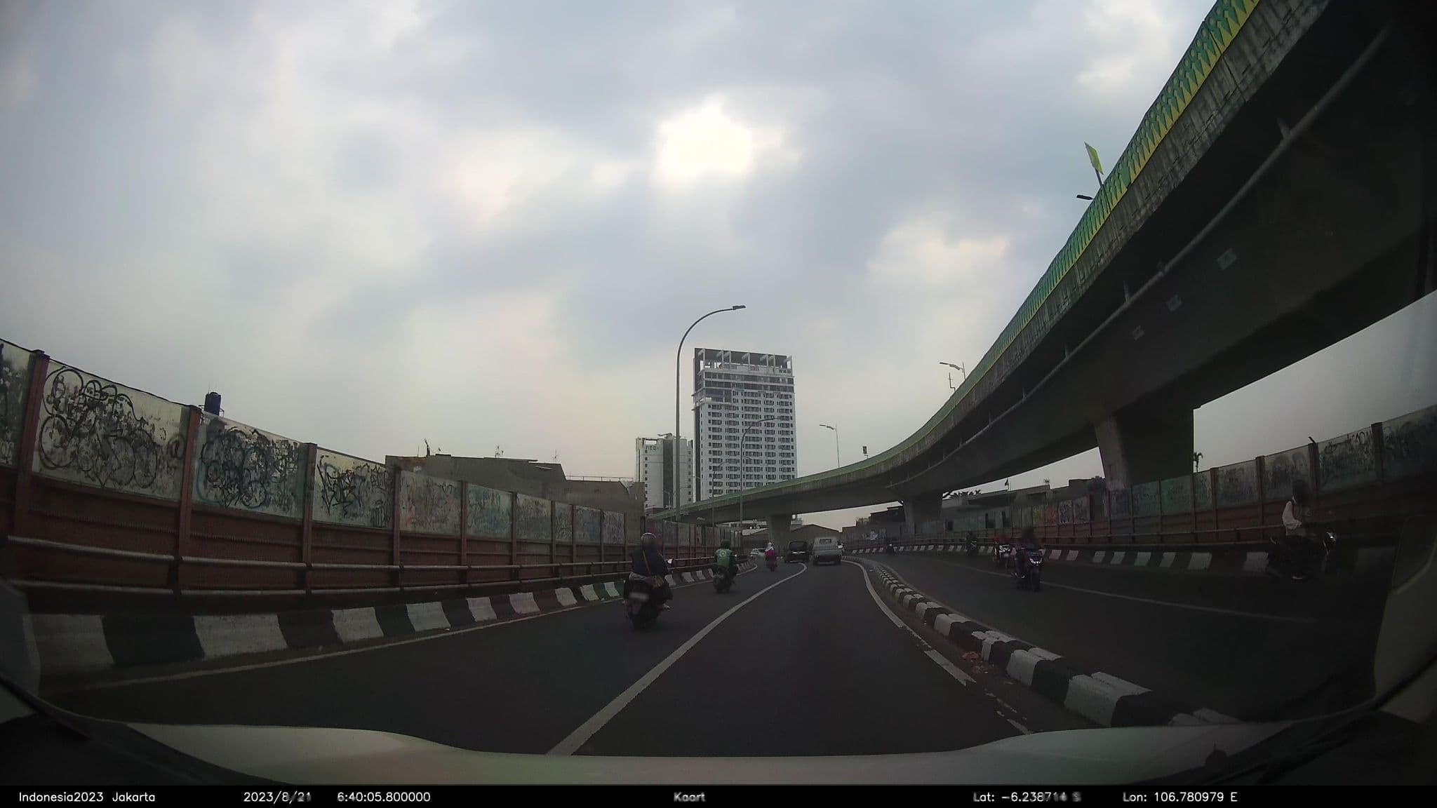 Street view near Amos Cozy Hotel & Convention Hall, Jakarta — © kaart_2 (CC BY-SA · Mapillary)