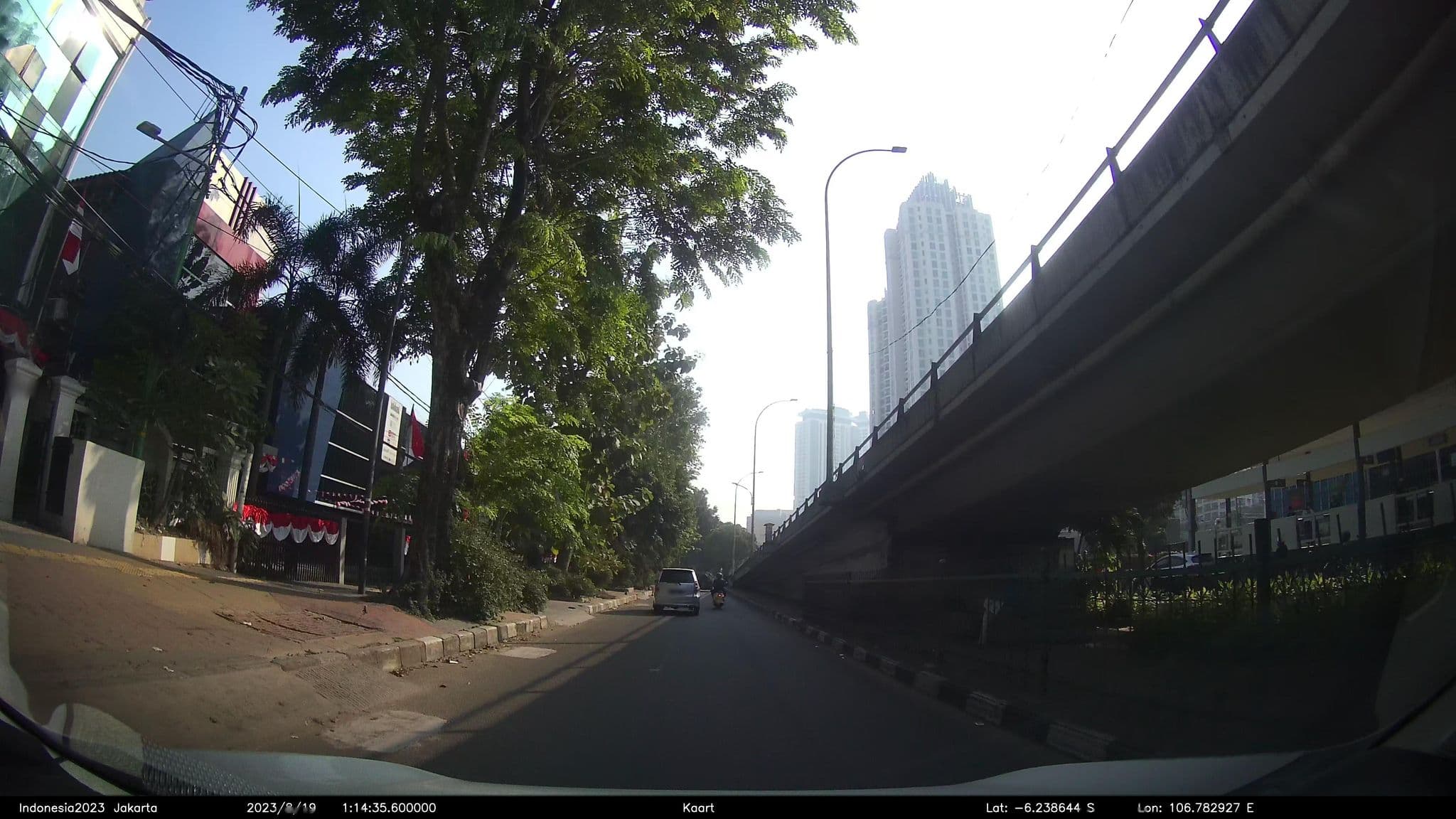 Street view near New Kebayoran Residence, Jakarta — © kaart5 (CC BY-SA · Mapillary)