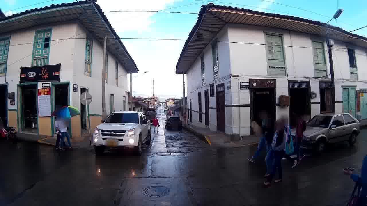 Street view near Filandia Hotel, Filandia — © humano (CC BY-SA · Mapillary)