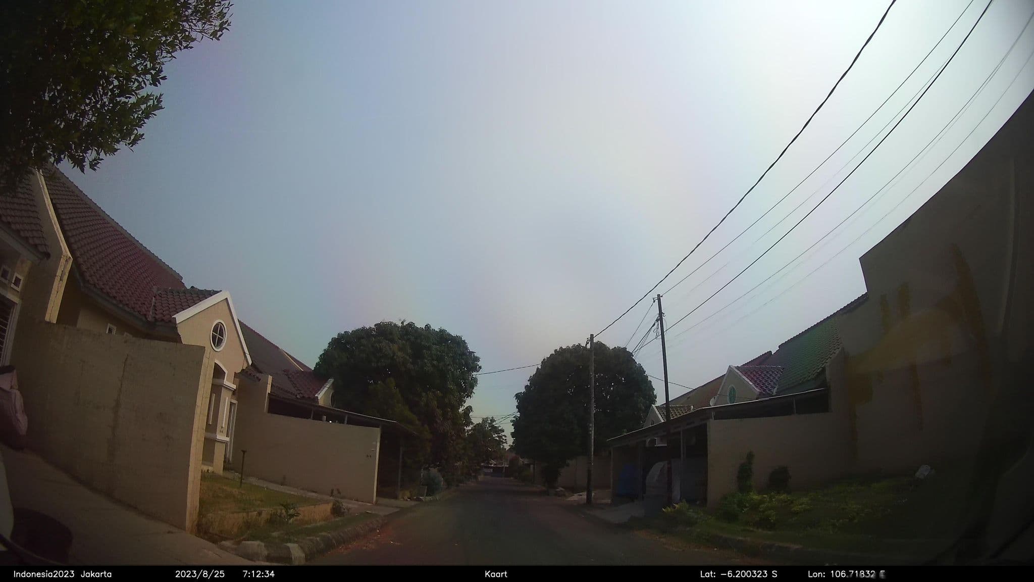 Street view near CS's room, Ciputat — © kaart_2 (CC BY-SA · Mapillary)