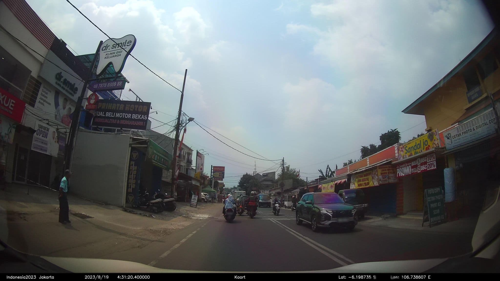 Street view near Best Western Premier Hotel, Ciputat — © kaart_2 (CC BY-SA · Mapillary)