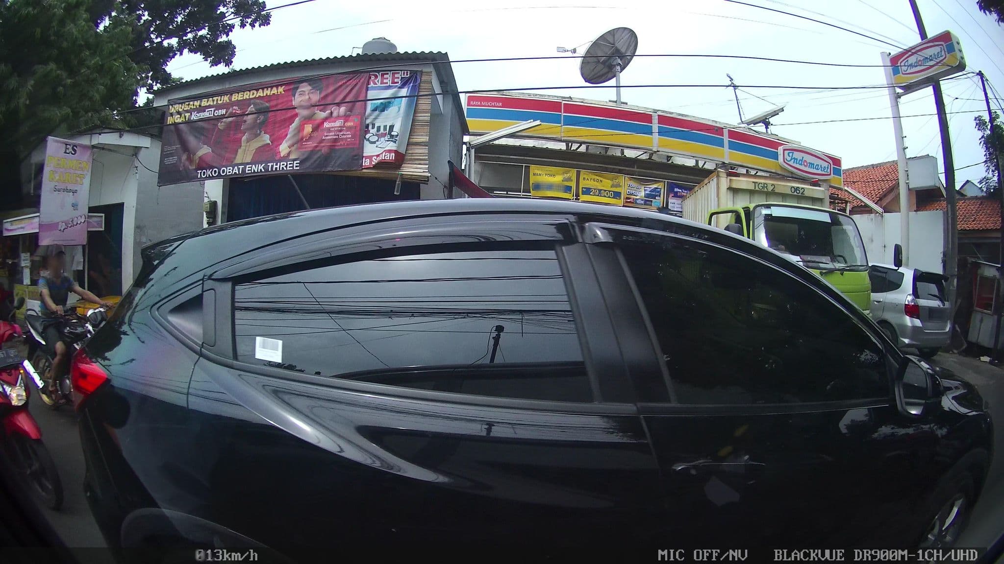 Street view near Villa Bukit Pinus sukabumi, Ciputat — © kaart_2 (CC BY-SA · Mapillary)