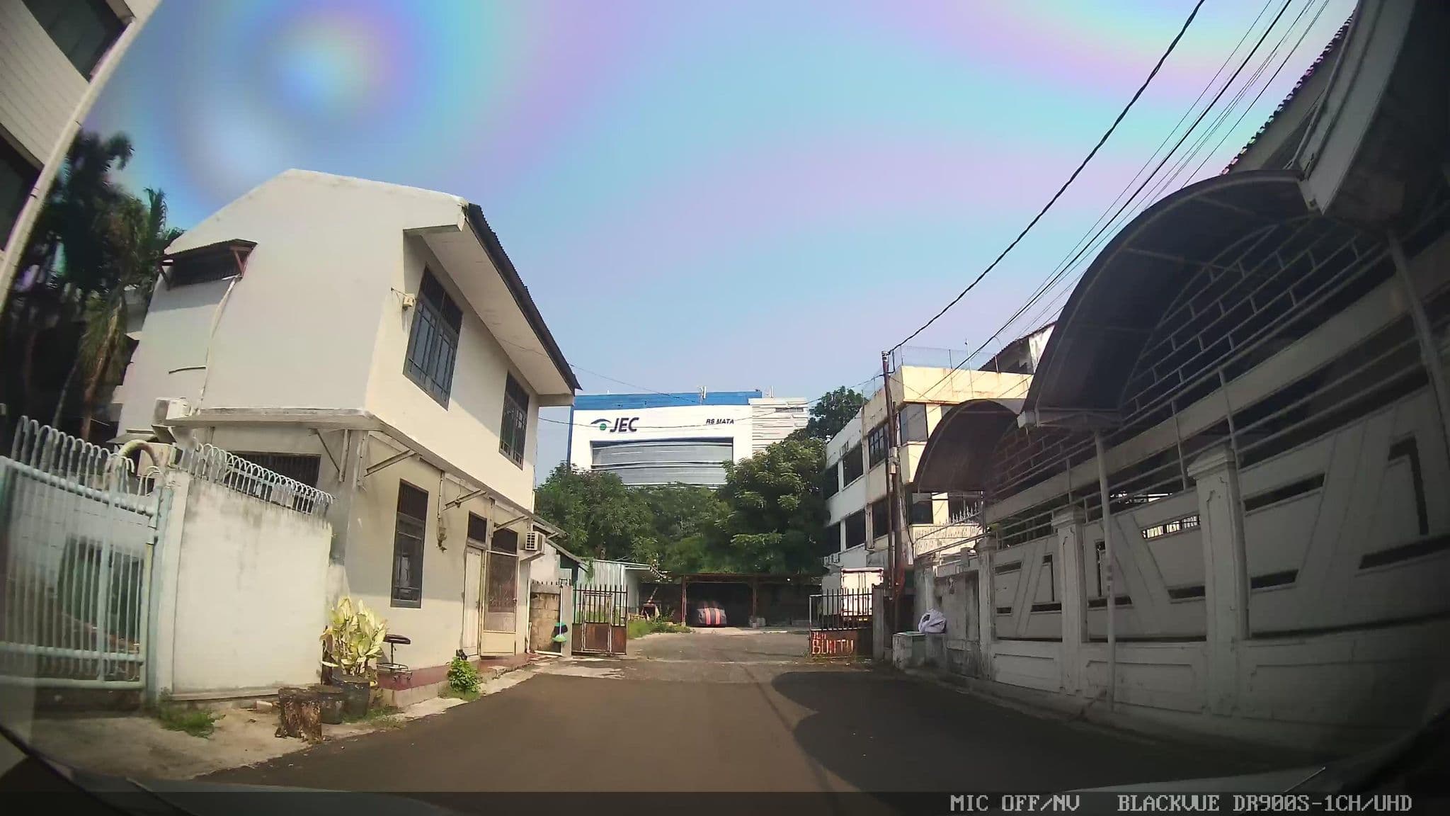 Street view near Hotel transit tomang, Ciputat — © kaart_1 (CC BY-SA · Mapillary)