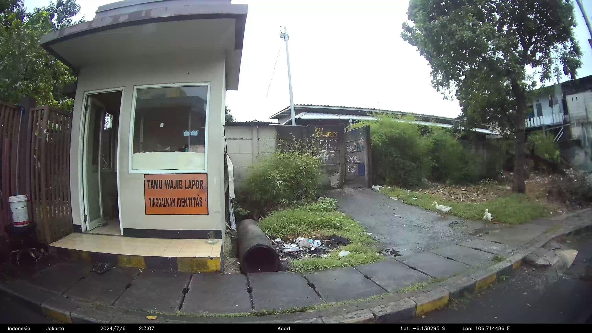 Street view near Somerset Surabaya, Teluknaga — © kaartcam (CC BY-SA · Mapillary)