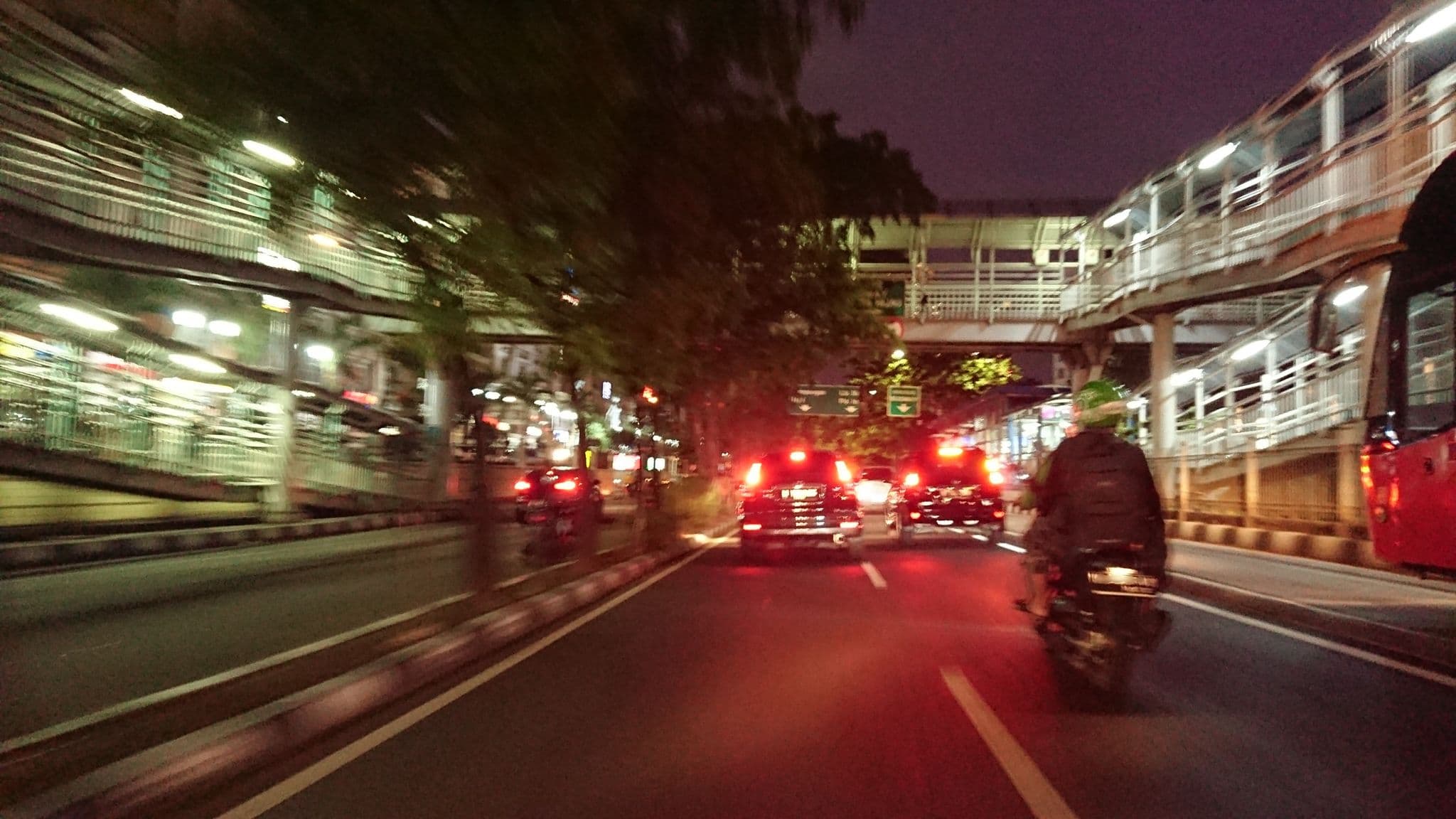 Street view near the bellezza suites hotel, Jakarta — © putramadhan02 (CC BY-SA · Mapillary)