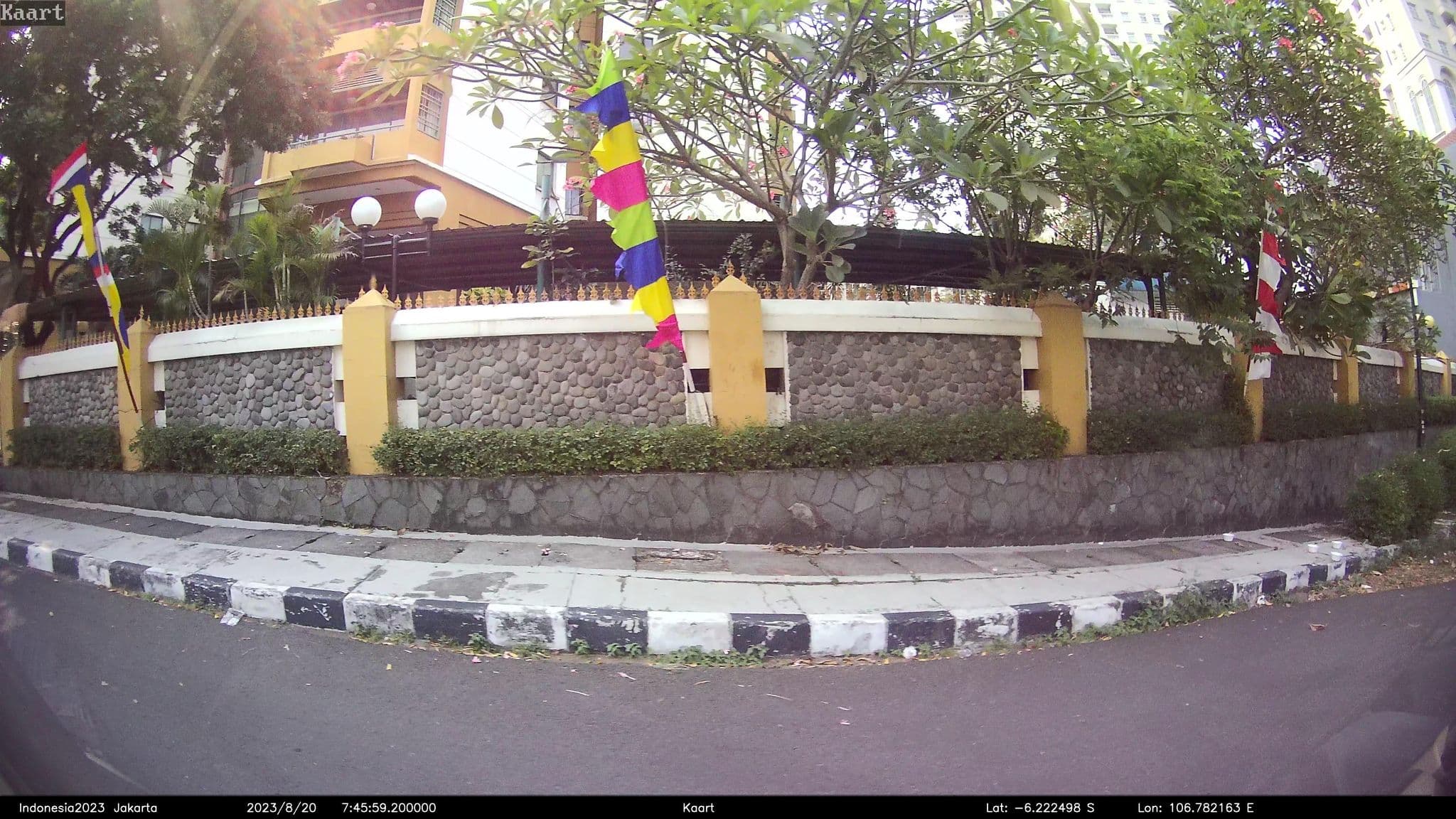 Street view near hotel, Jakarta — © kaart_2 (CC BY-SA · Mapillary)