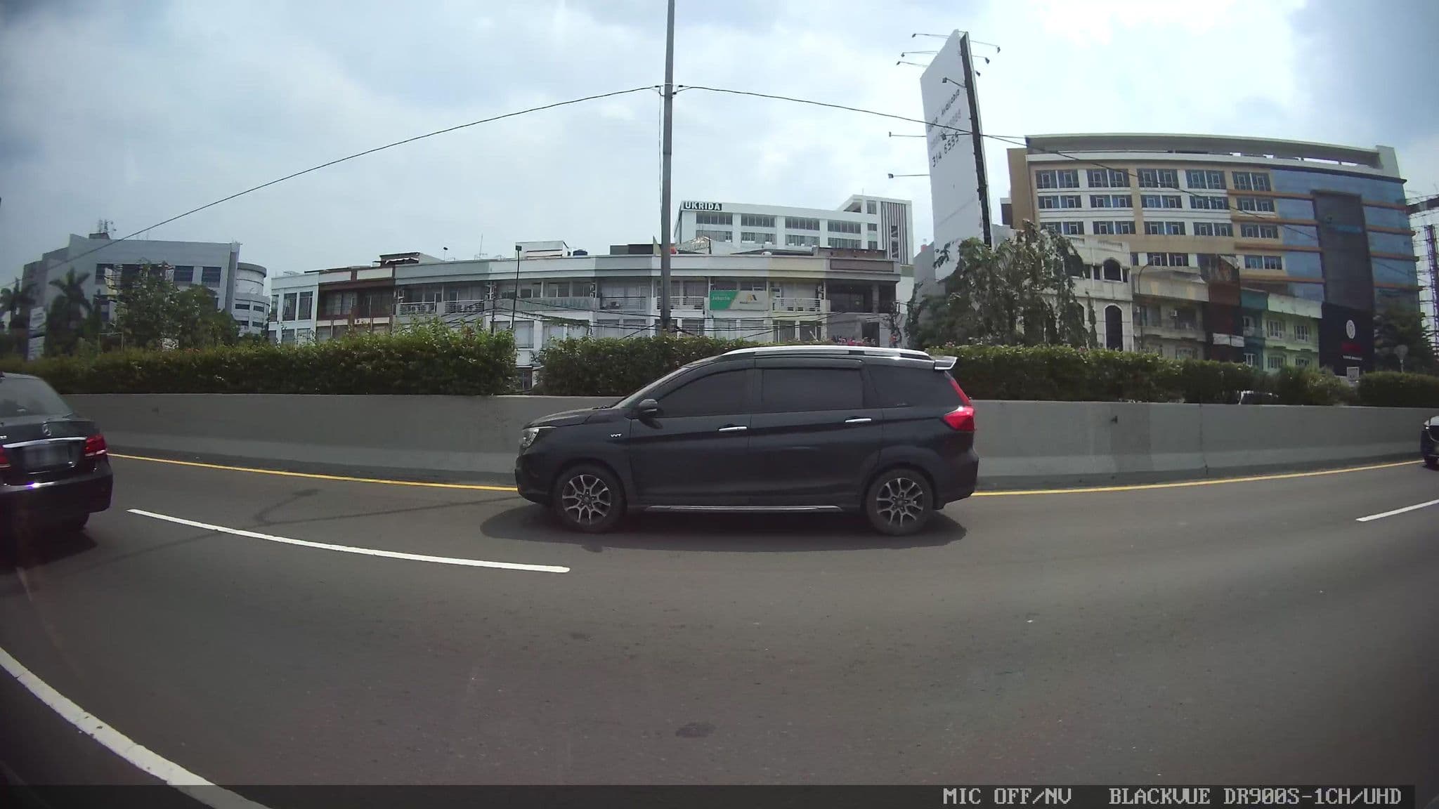 Street view near Hotel Pangrango 2, Jakarta — © kaart_360 (CC BY-SA · Mapillary)