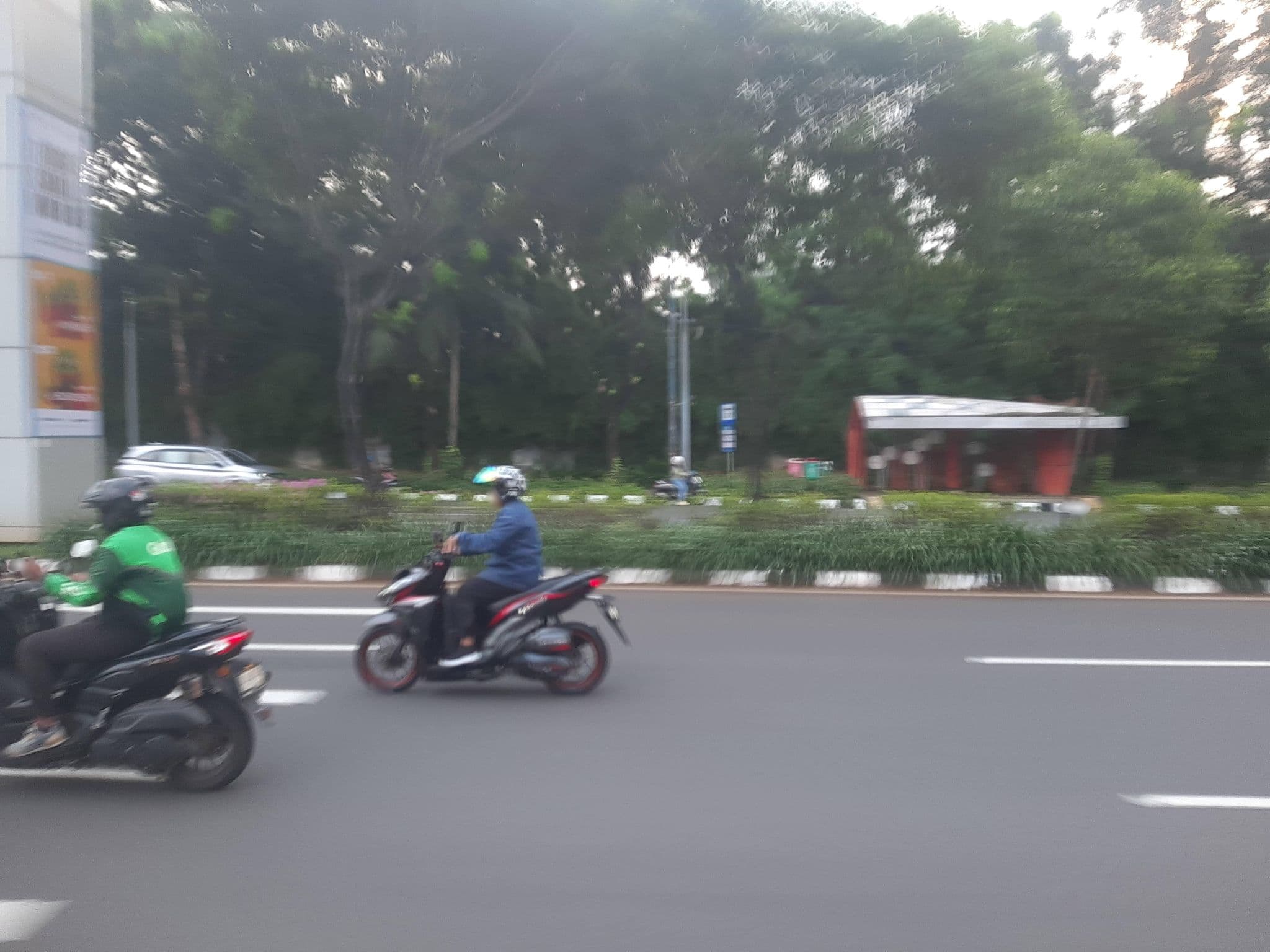 Street view near Hotel Grand Preanger, Jakarta — © FenyMufyd (CC BY-SA · Mapillary)